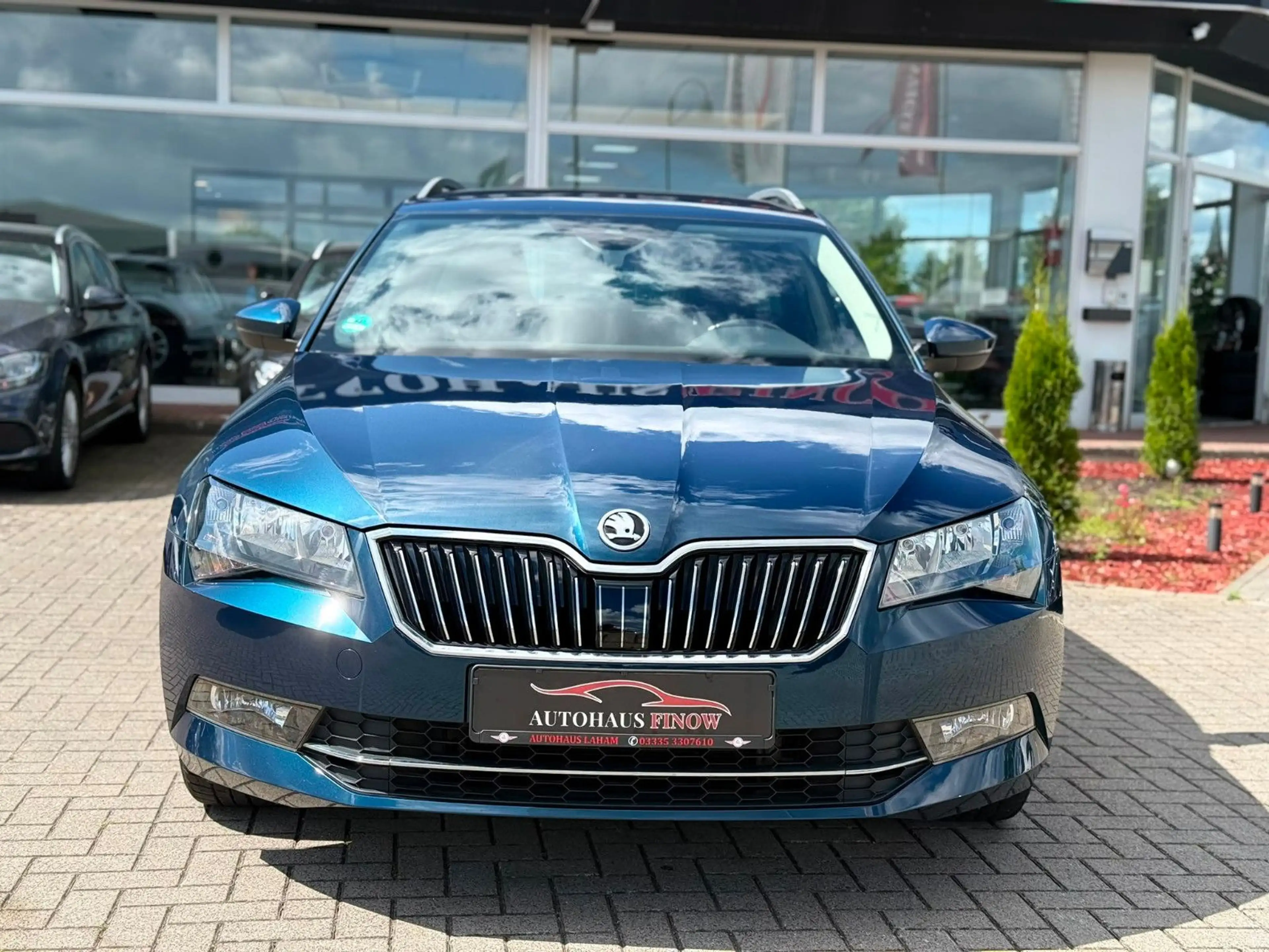 Skoda Superb Combi 2.0 TDI"Ambition"DAB RADIO"TEMPOMAT — photo 4