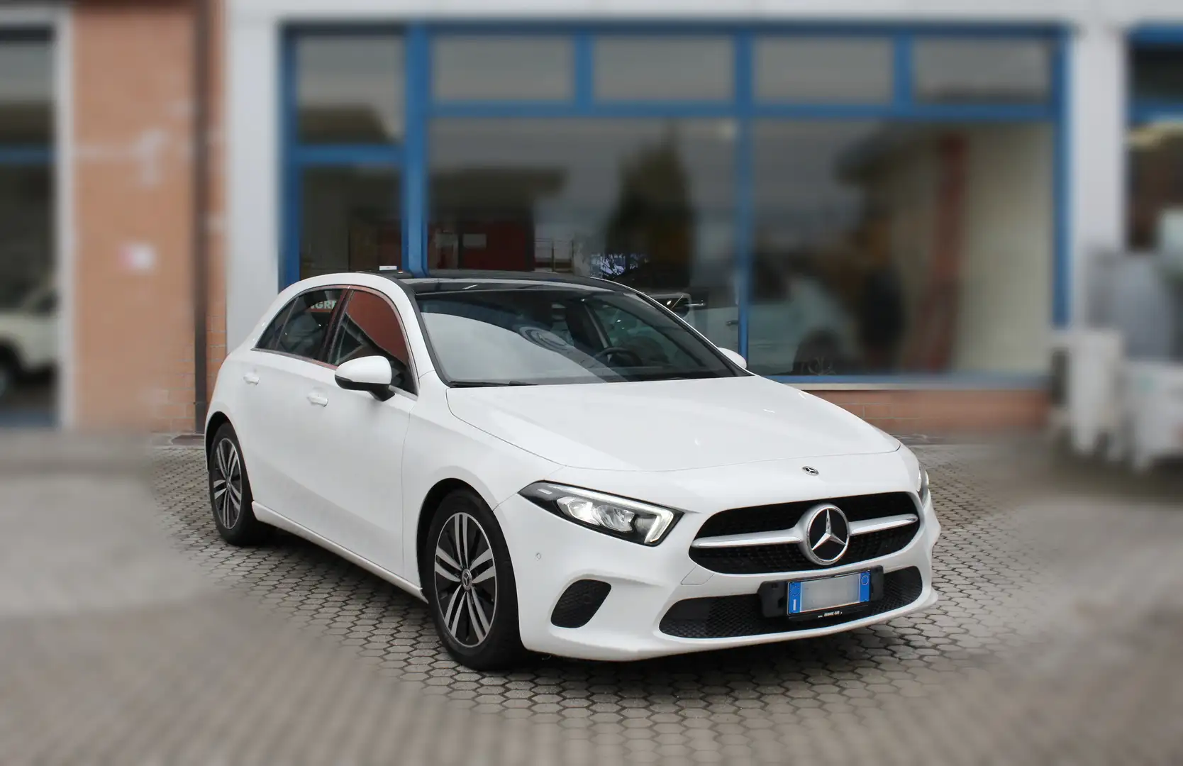 Mercedes-Benz A 180 d Automatic Sport Blanc - 2