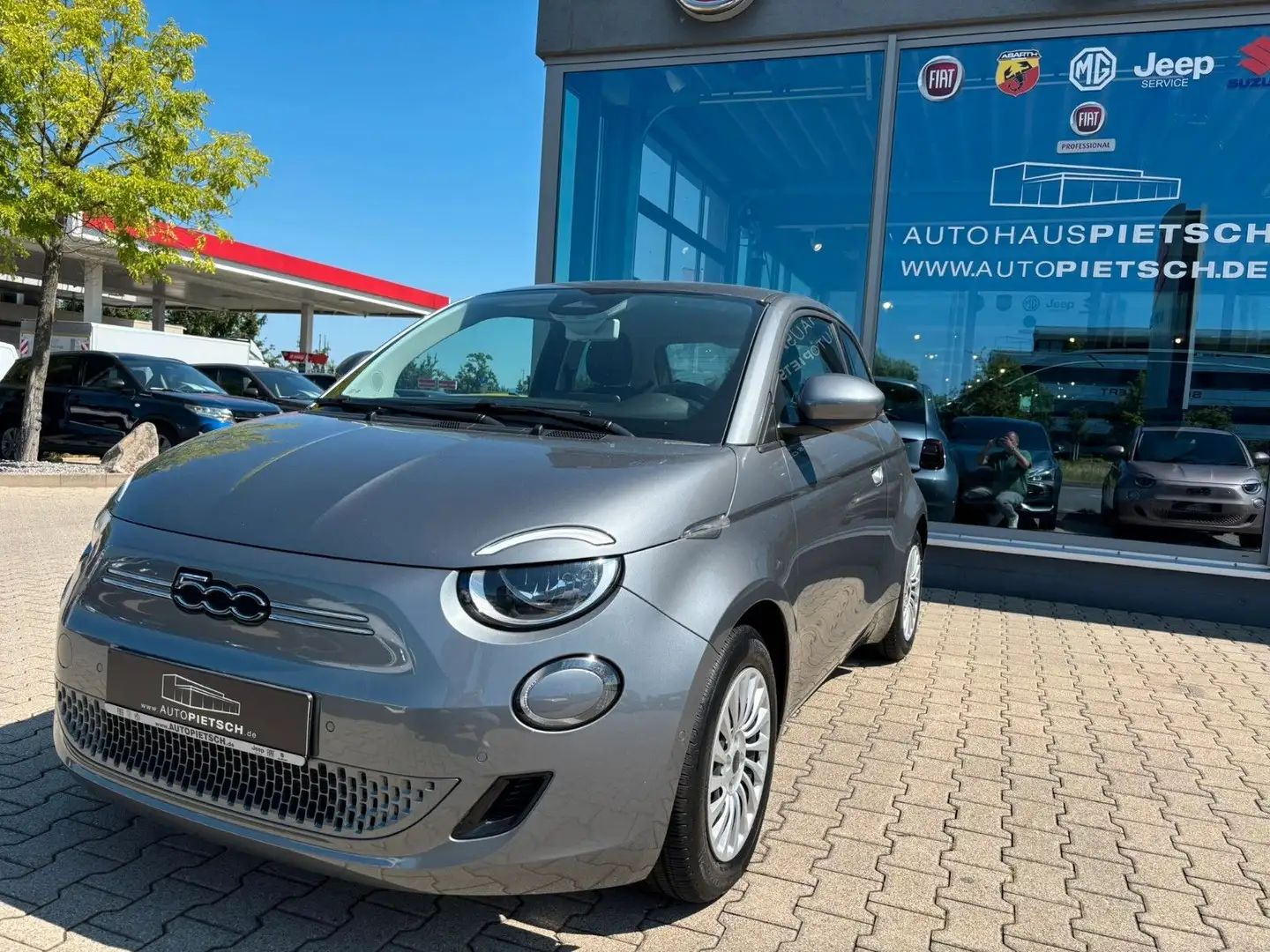 Fiat 500e 42 KW*PDC*Kamera*Apple*Android Auto* Grau - 1