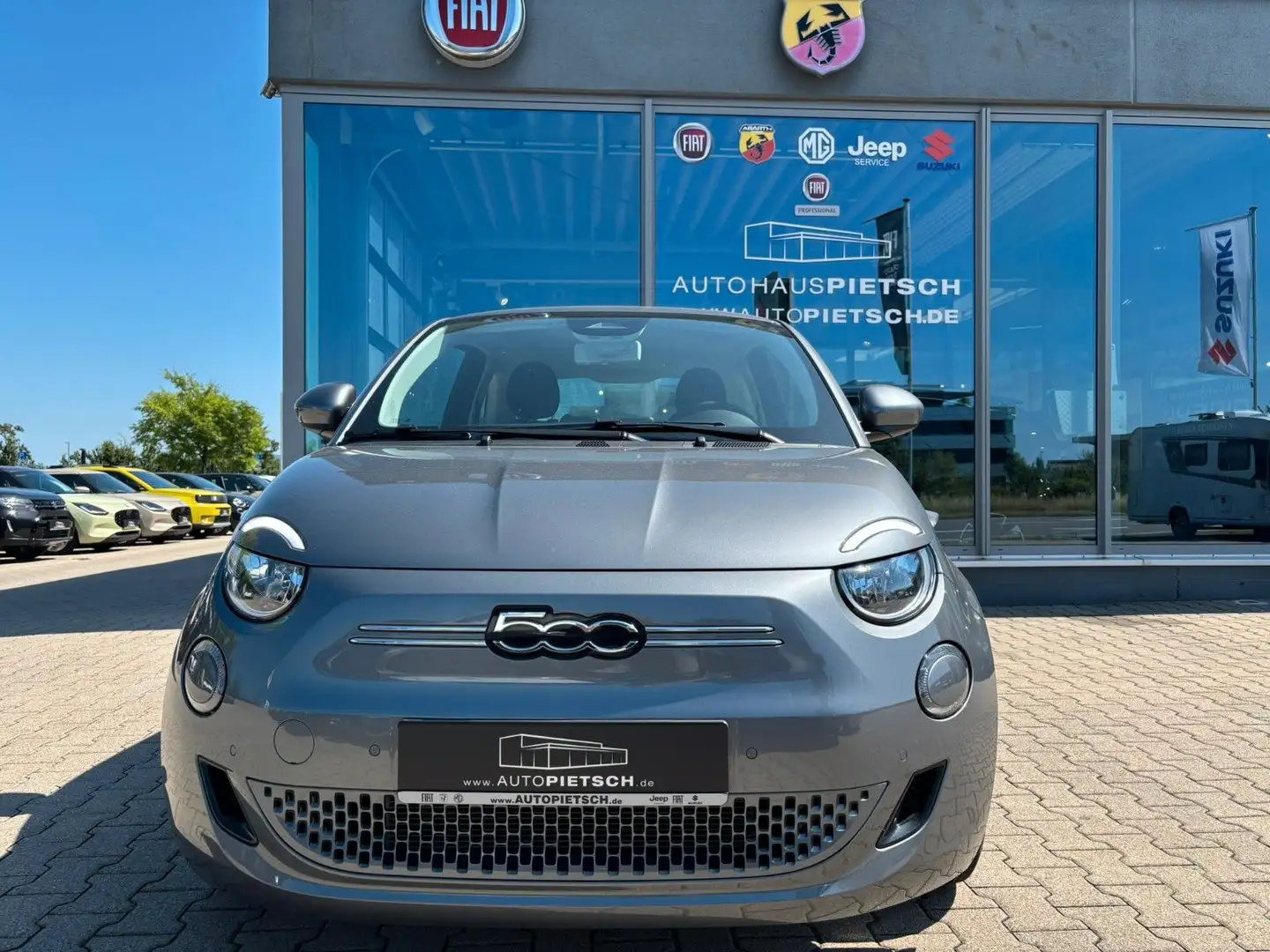 Fiat 500e 42 KW*PDC*Kamera*Apple*Android Auto* Grau - 2