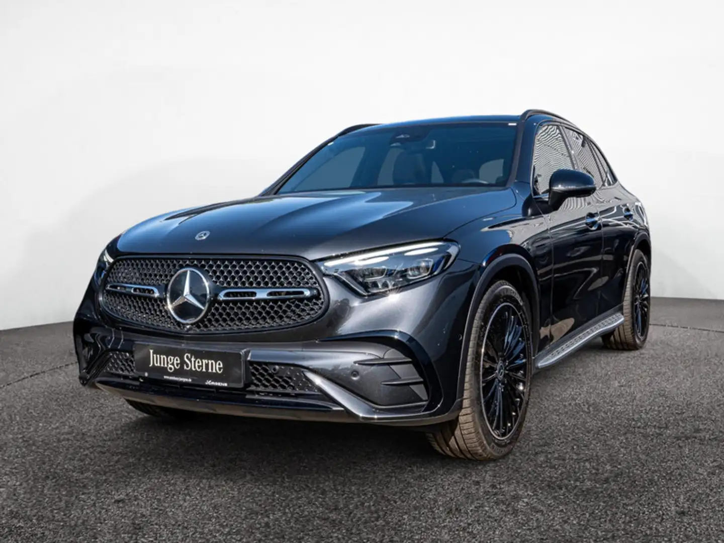 Mercedes-Benz GLC 300 4M AMG-Sport/Pano/Burm/AHK/Stdhz/Night Grau - 1