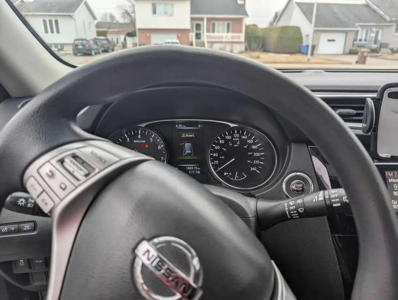 Nissan Rogue снимка Nissan Rogue