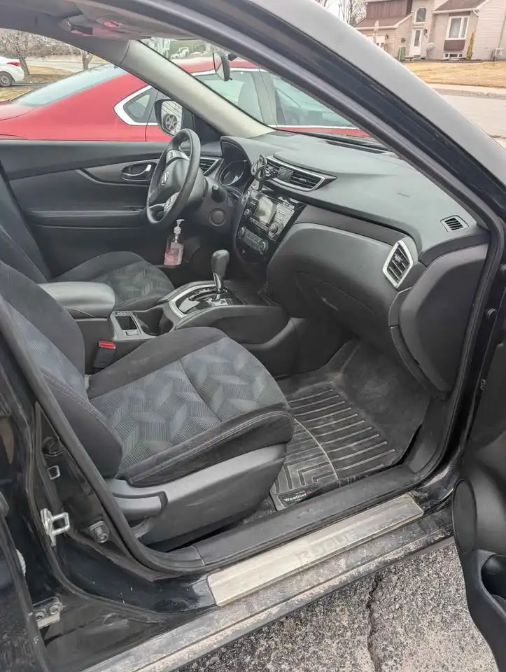 Nissan Rogue снимка Nissan Rogue