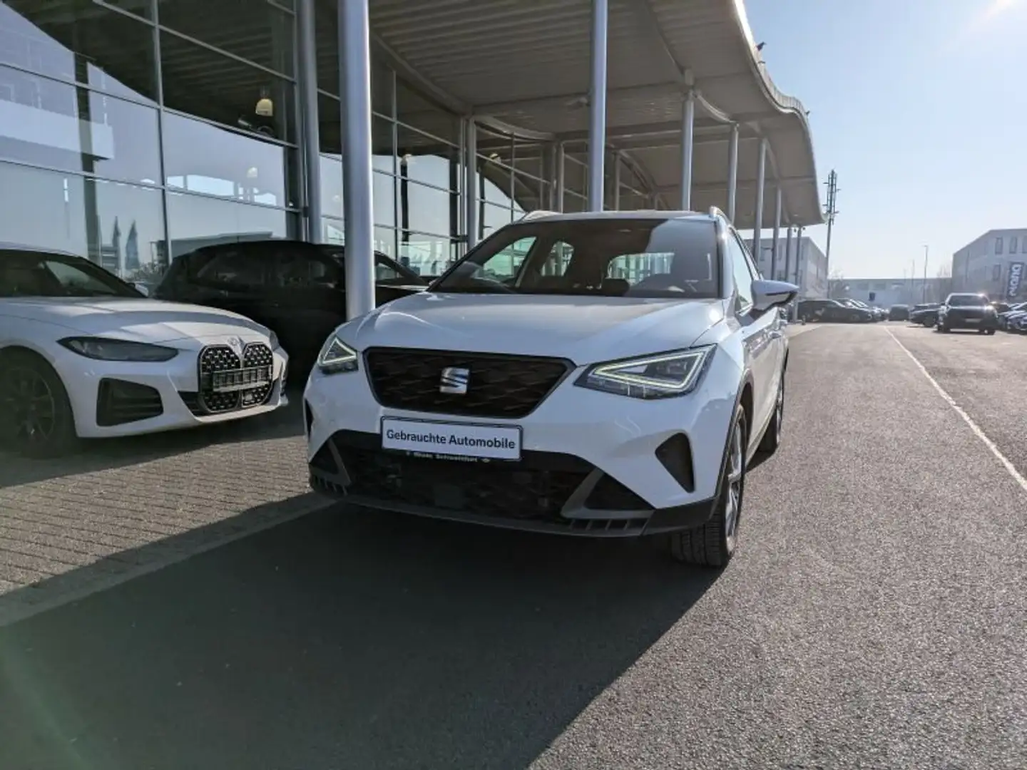 SEAT Arona 1.0 LED. Navi. AHK. Weiß - 2