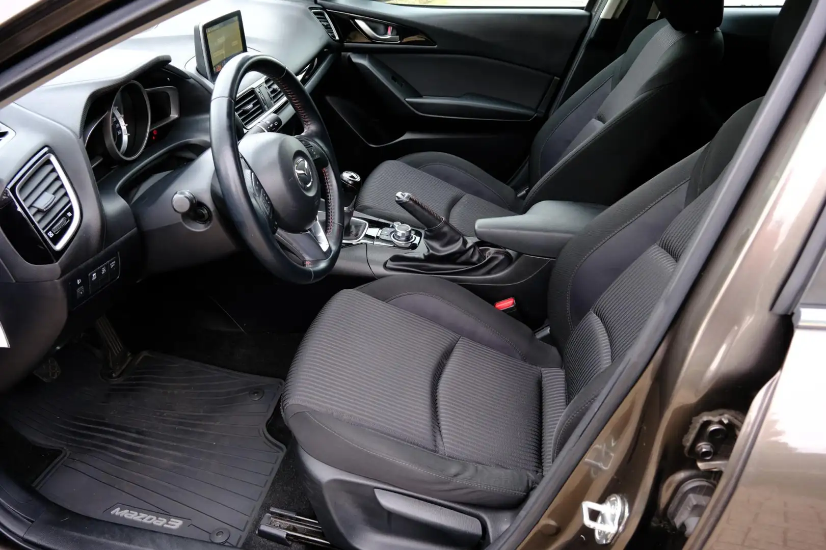 Mazda 3 2.0 Skylease Nav|LMV|PDC|LMV Bruin - 2
