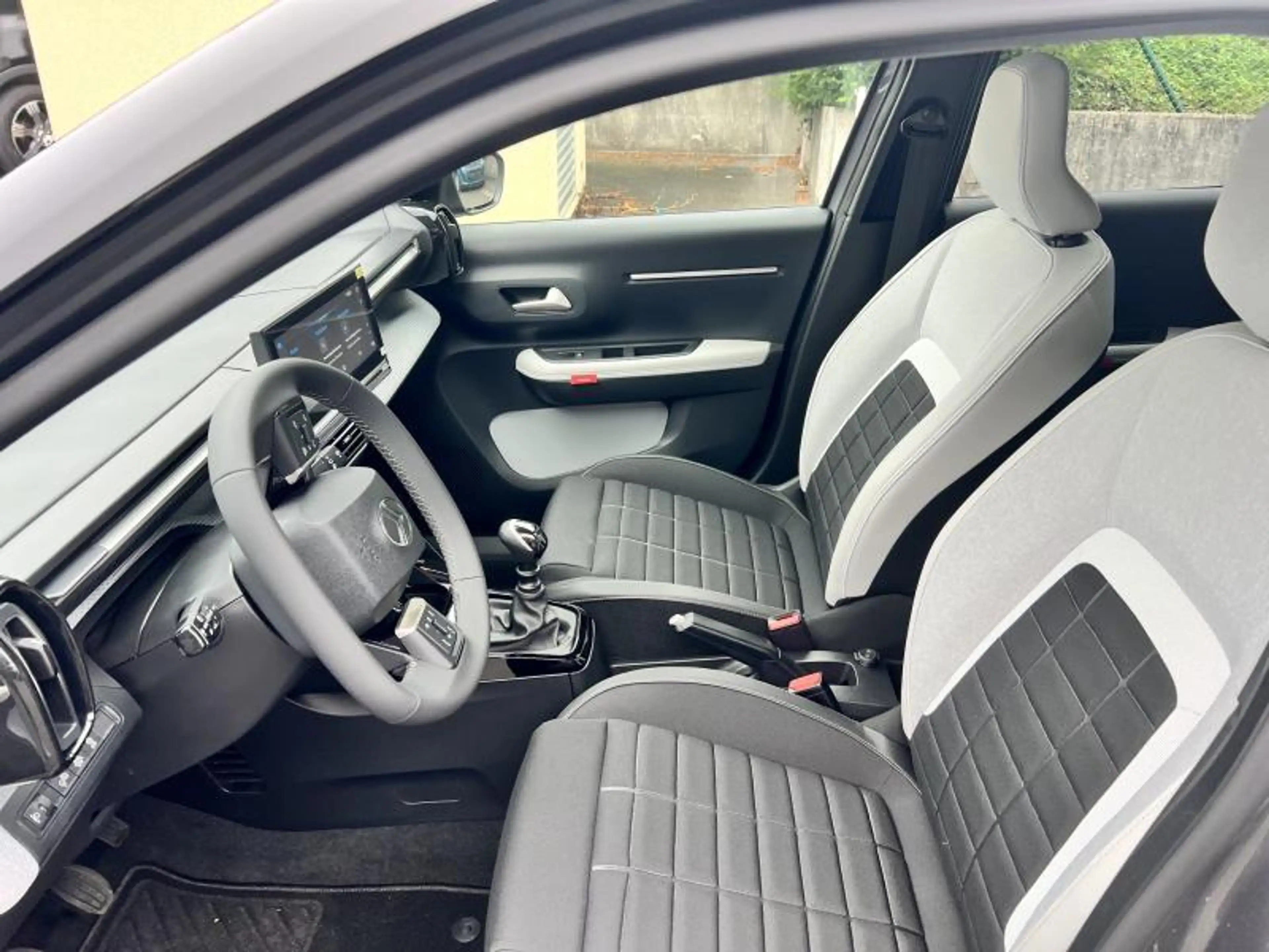 Citroen C3 TURBO 100 CH MAX — photo 11