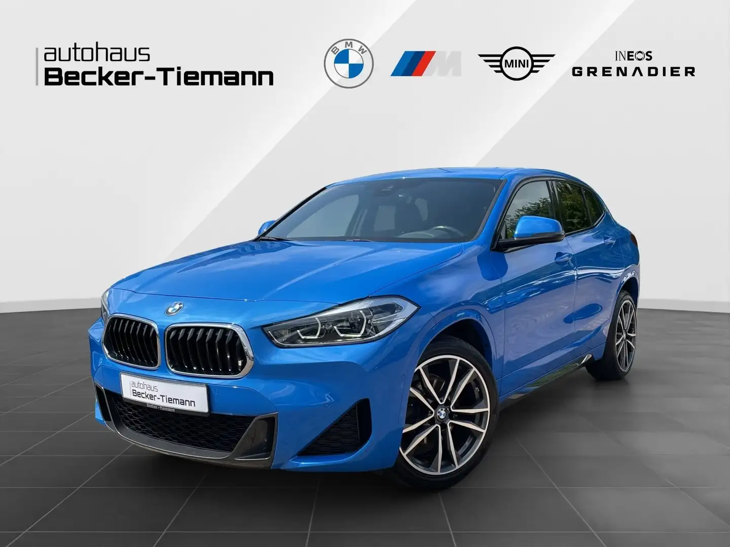 BMW X2 sDrive18d M Sport/ AHK/ LED/ Navi Blauw - 1
