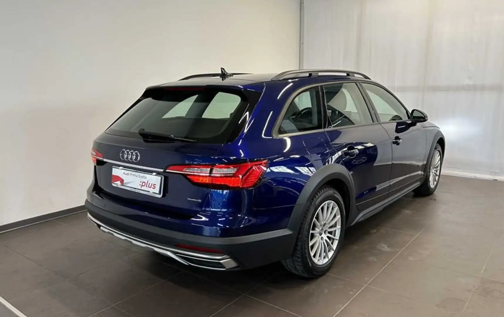 Audi A4 allroad 2ª serie 40 TDI 190 CV S tronic Business Bleu - 2