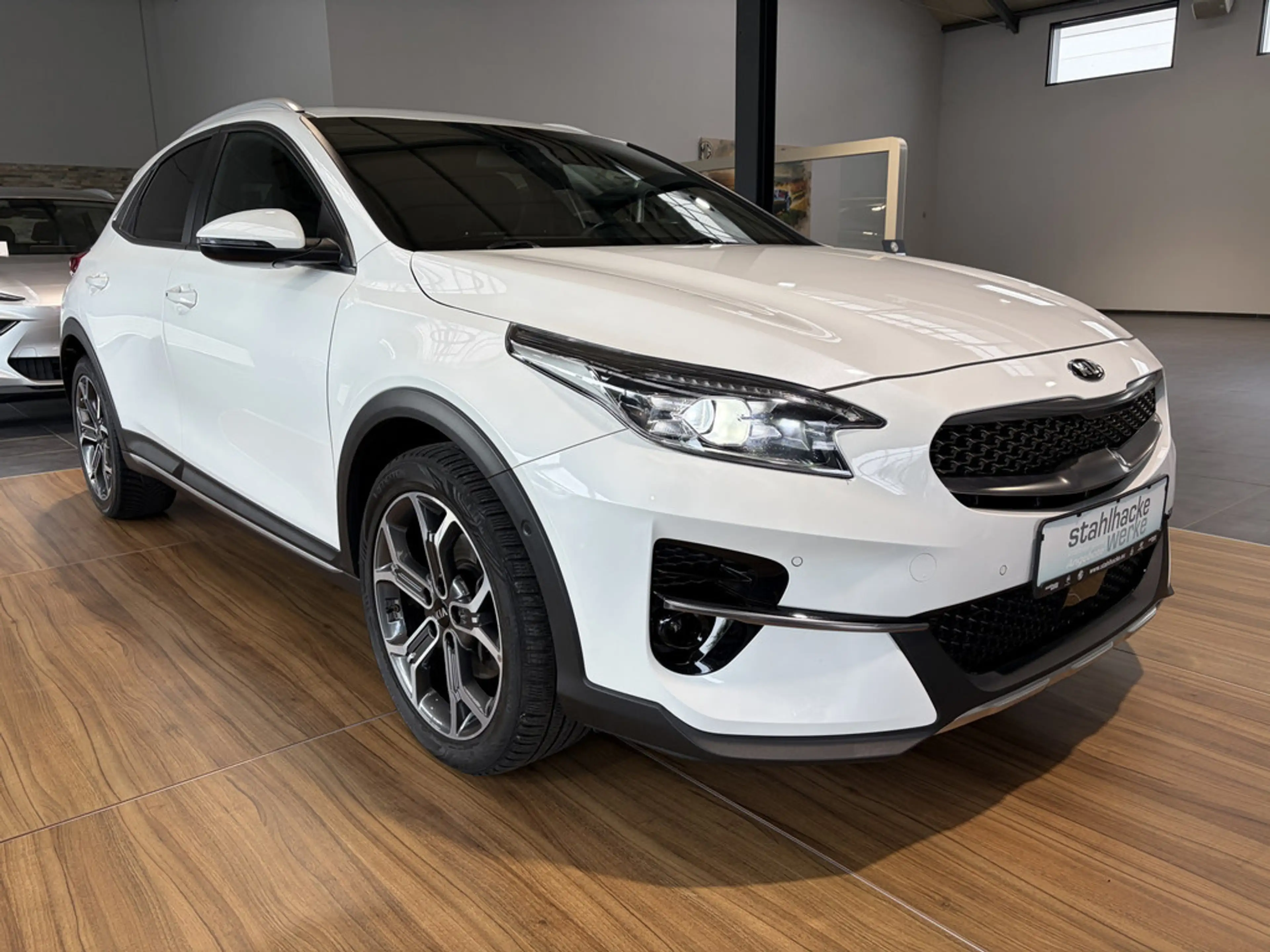 Kia XCeed 1.5 T-GDI Xdition KAMERA NAVI ACC LED — photo 4