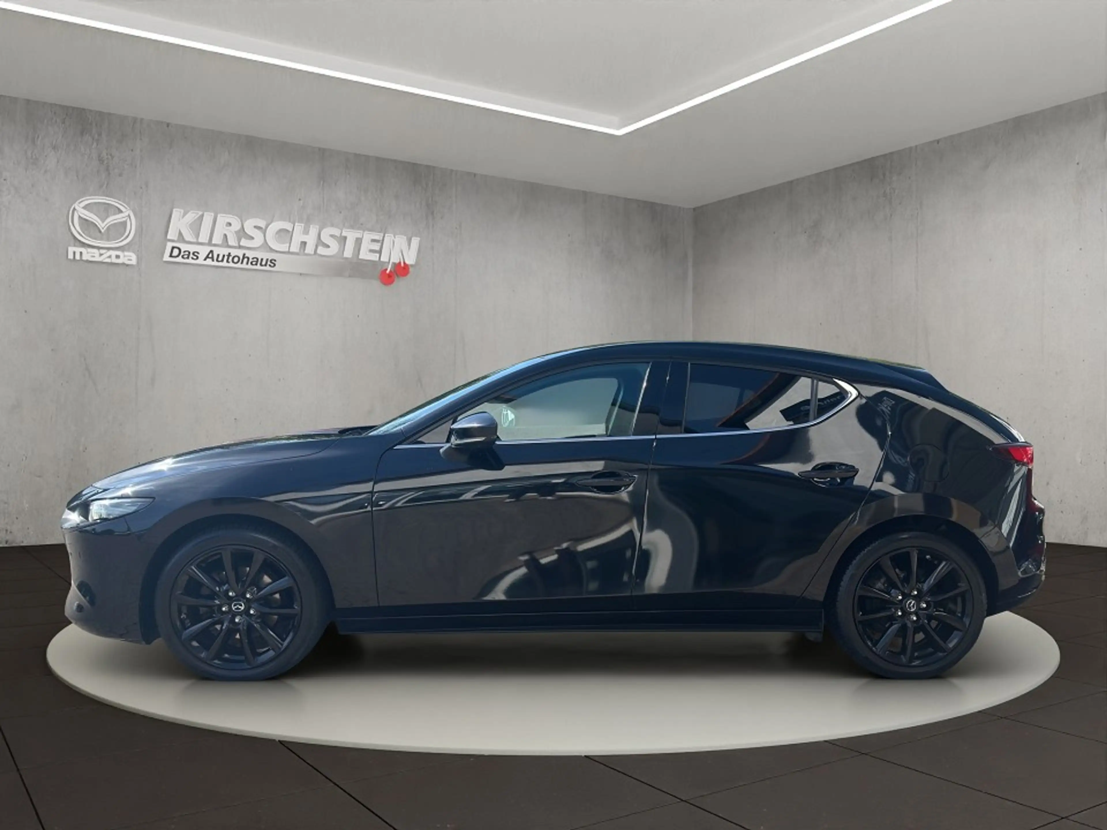Mazda 3 EXCLUSIVE ++Matrix-LED+BOSE+360°++ — photo 2