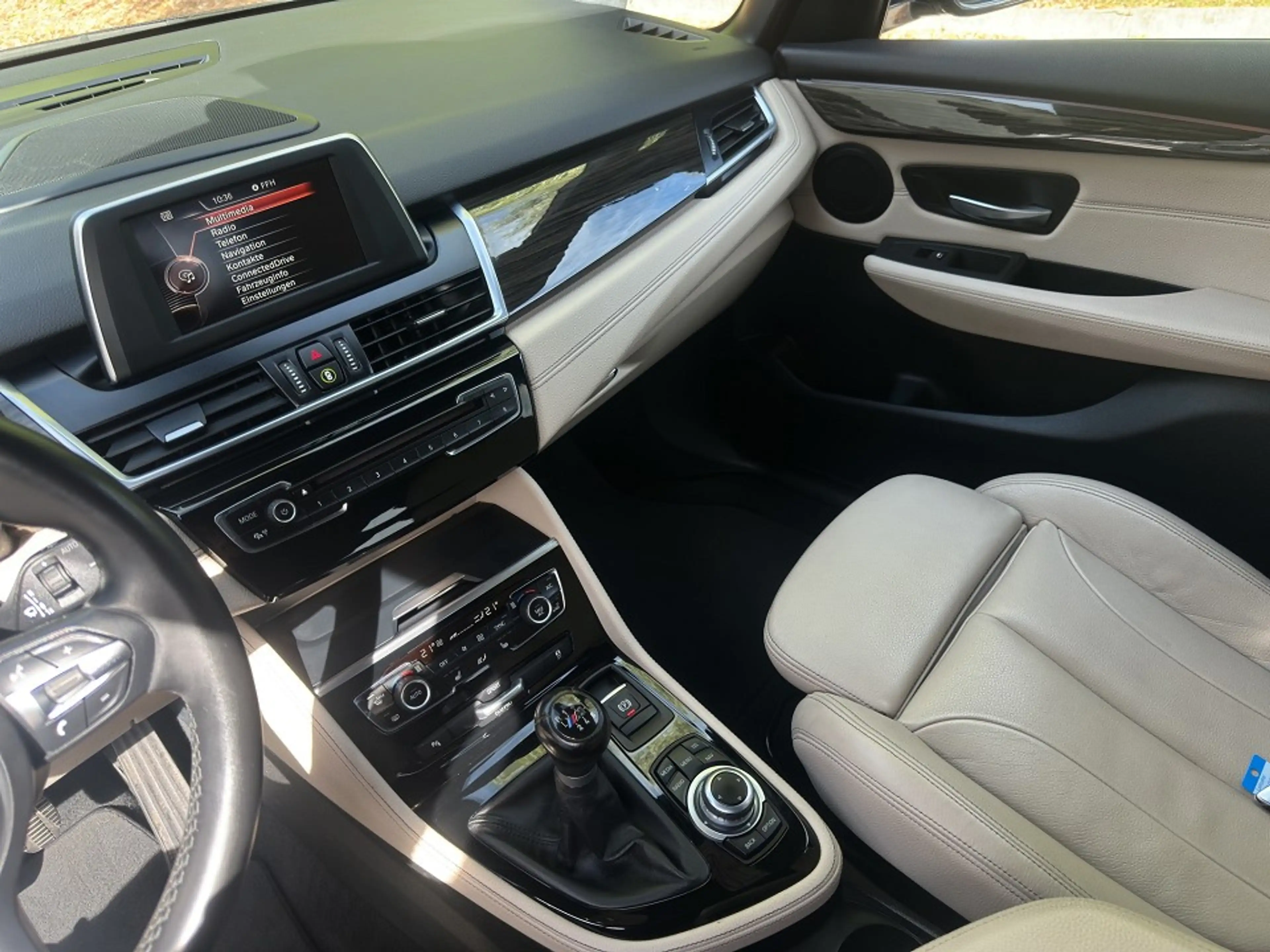 BMW 220 d Active Tourer Luxury Line ++Navi+LED+Kamera++ — photo 13