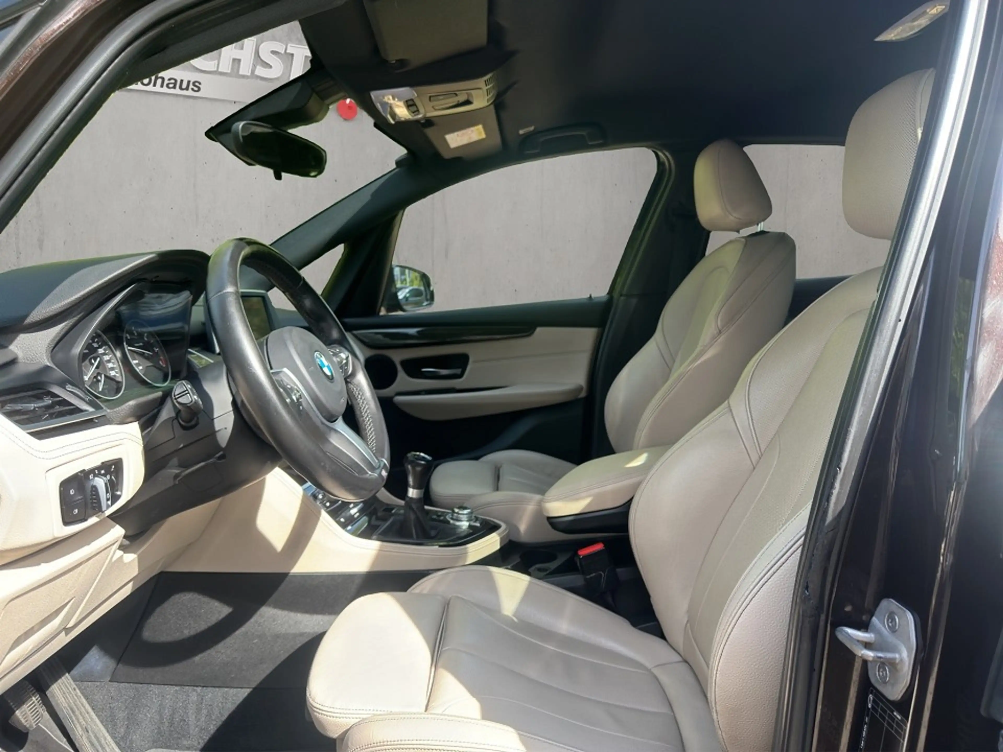 BMW 220 d Active Tourer Luxury Line ++Navi+LED+Kamera++ — photo 9
