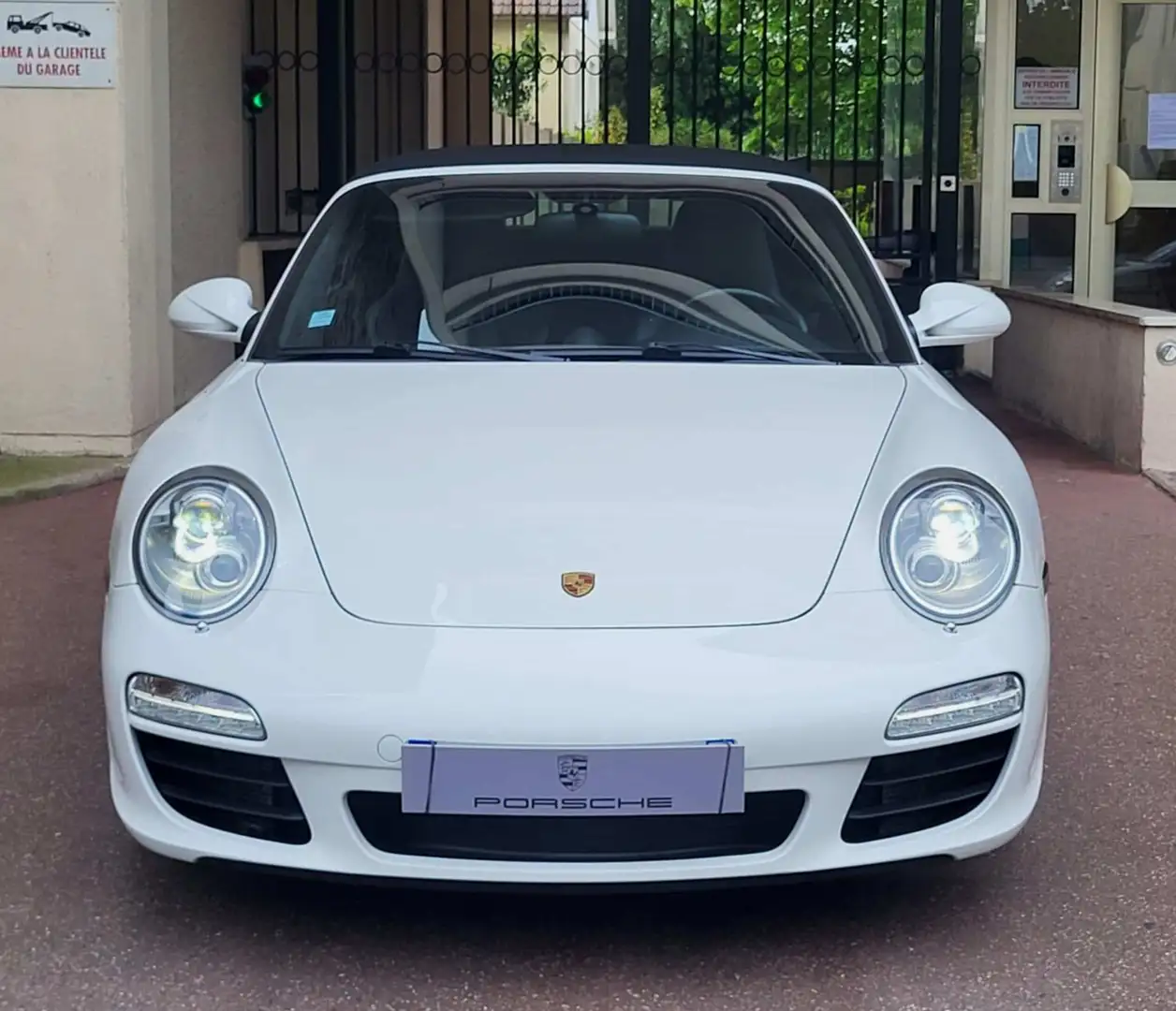 Porsche 997 911 Carrera S Cabriolet 3.8i 385 PDK A Blanc - 2