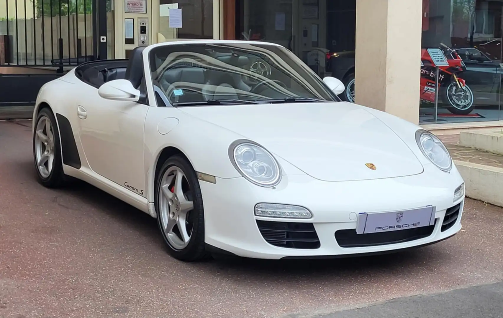 Porsche 997 911 Carrera S Cabriolet 3.8i 385 PDK A Blanc - 1
