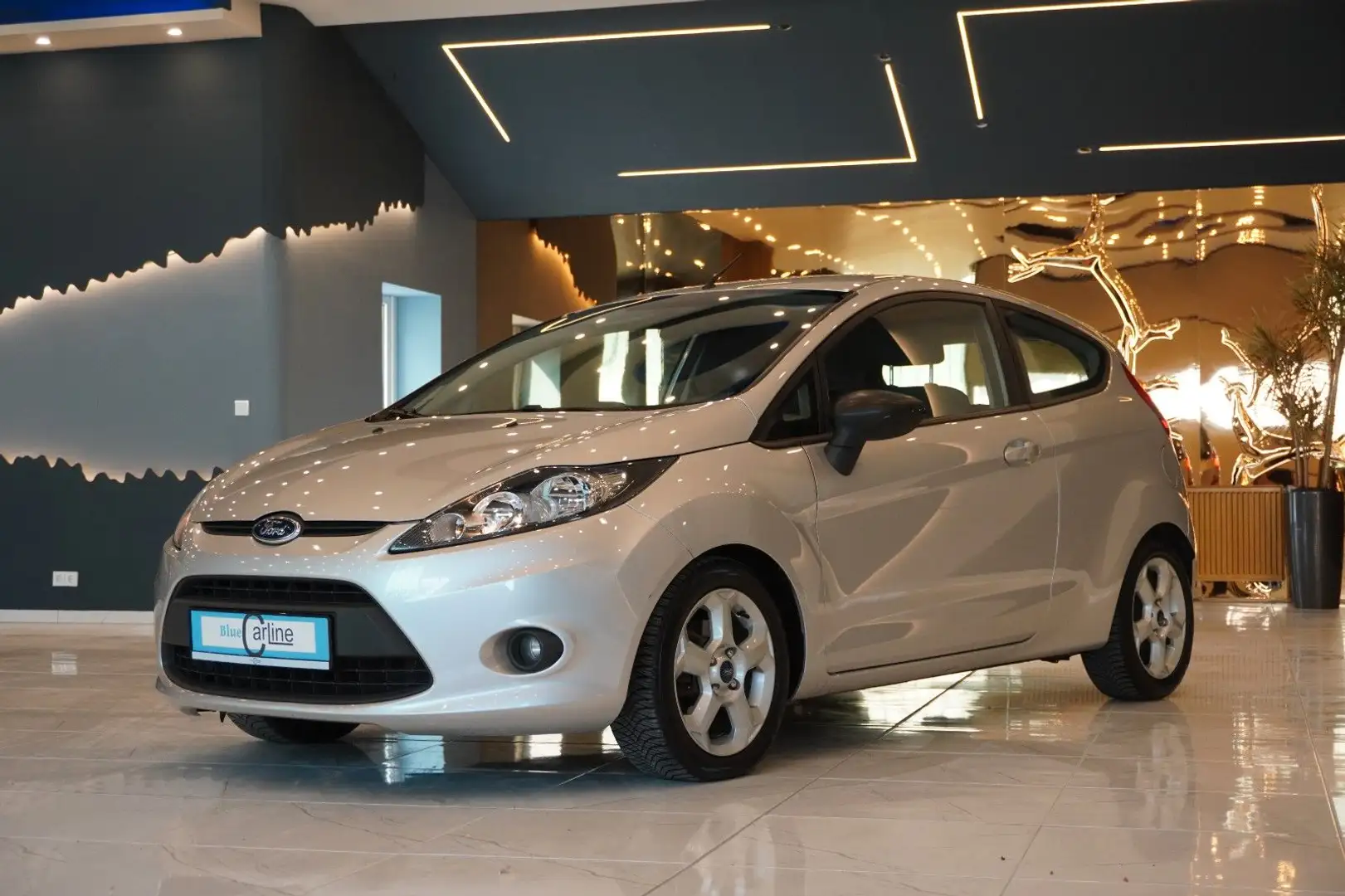 Ford Fiesta Trend 1.2*Klima*E.Fenster*Servo*ZV*TÜV Silber - 1