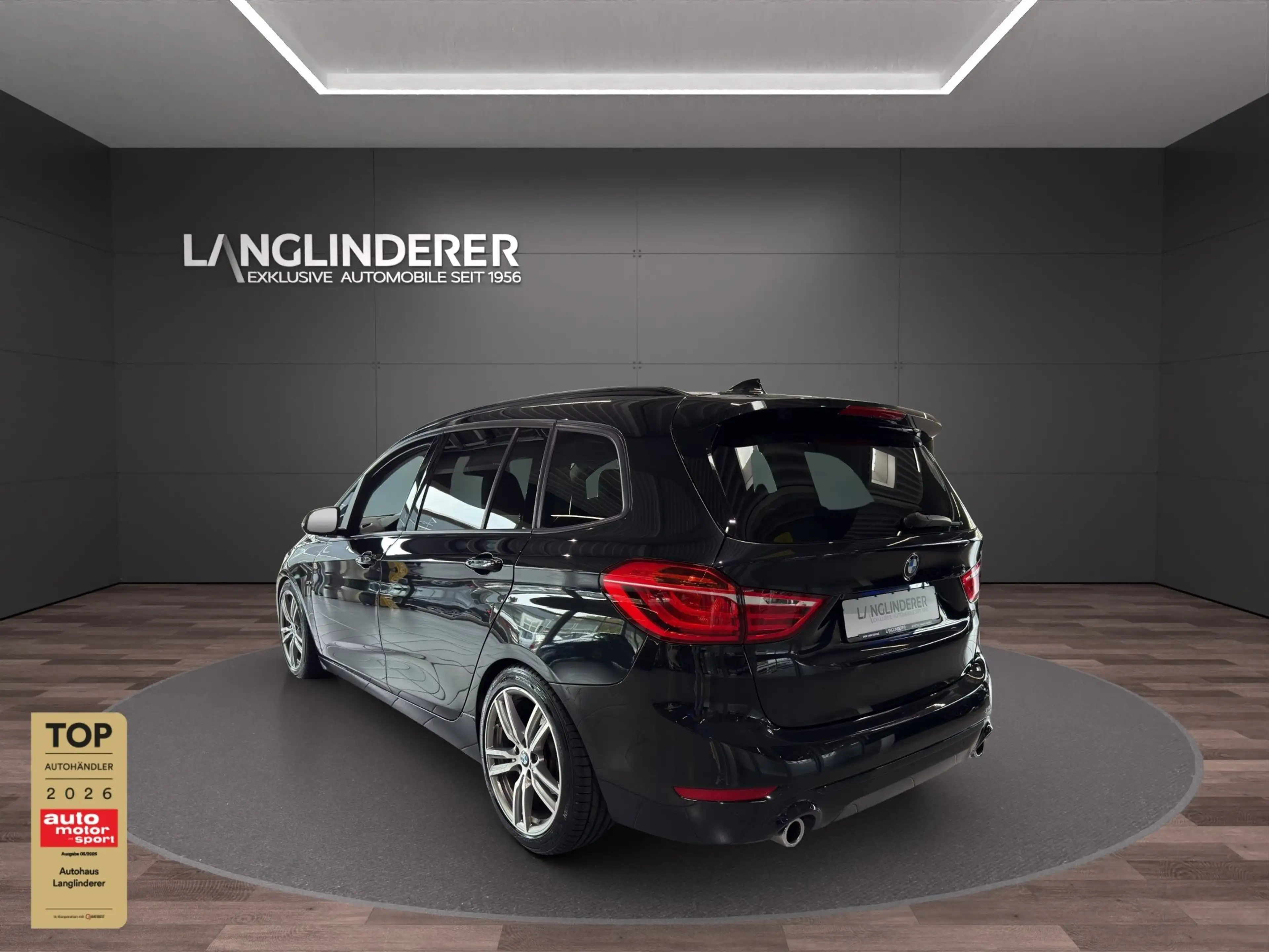BMW 220 i Gran Tourer SportLine — photo 6