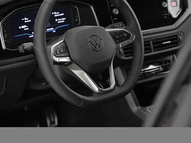 Volkswagen Polo view 10