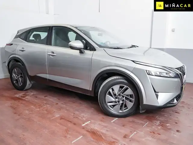 Nissan Qashqai view 2