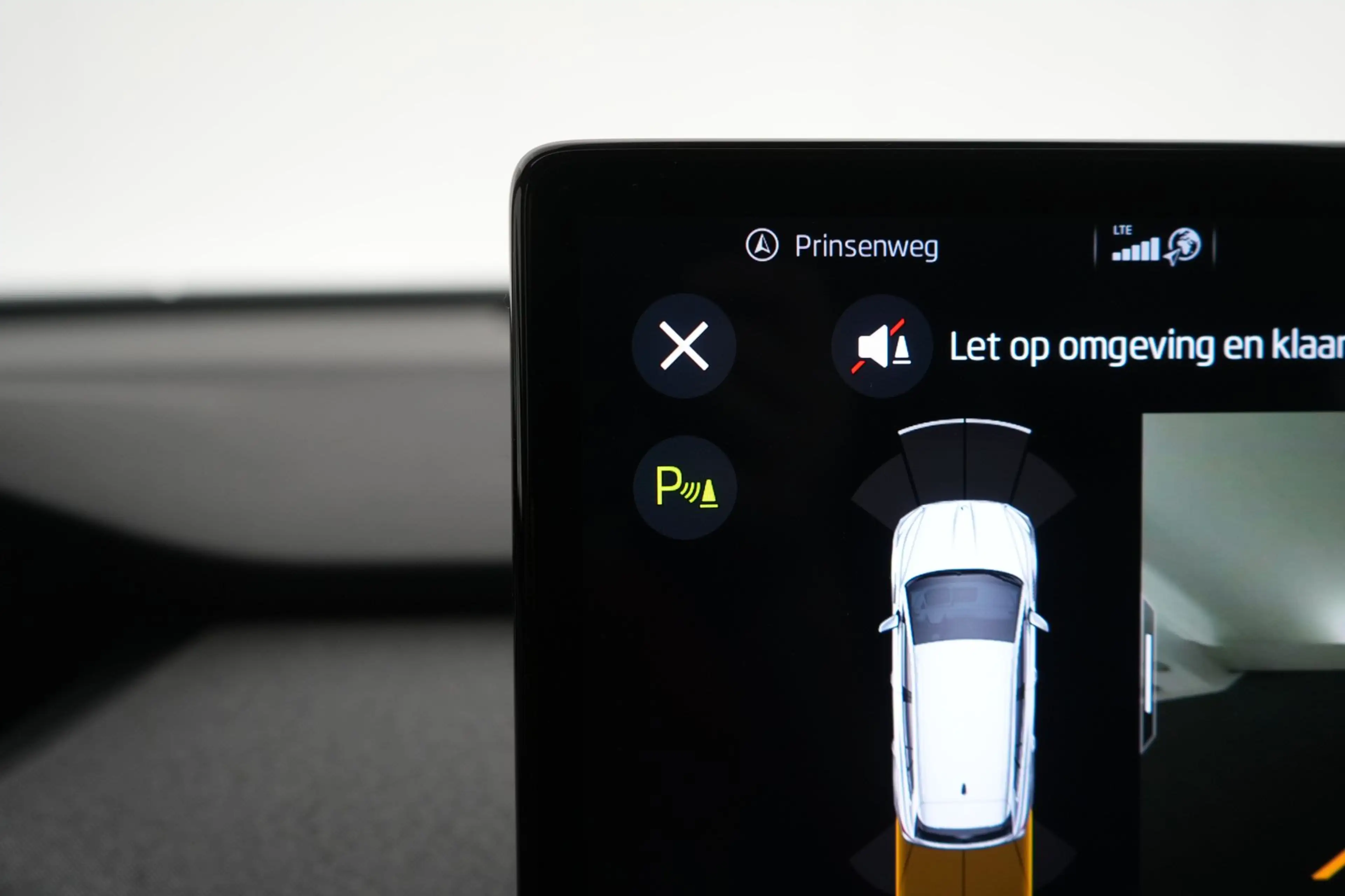 Skoda Enyaq IV 60 LEDER/STOF LED GPS PDC CAM Pano Keyless Verw — photo 30