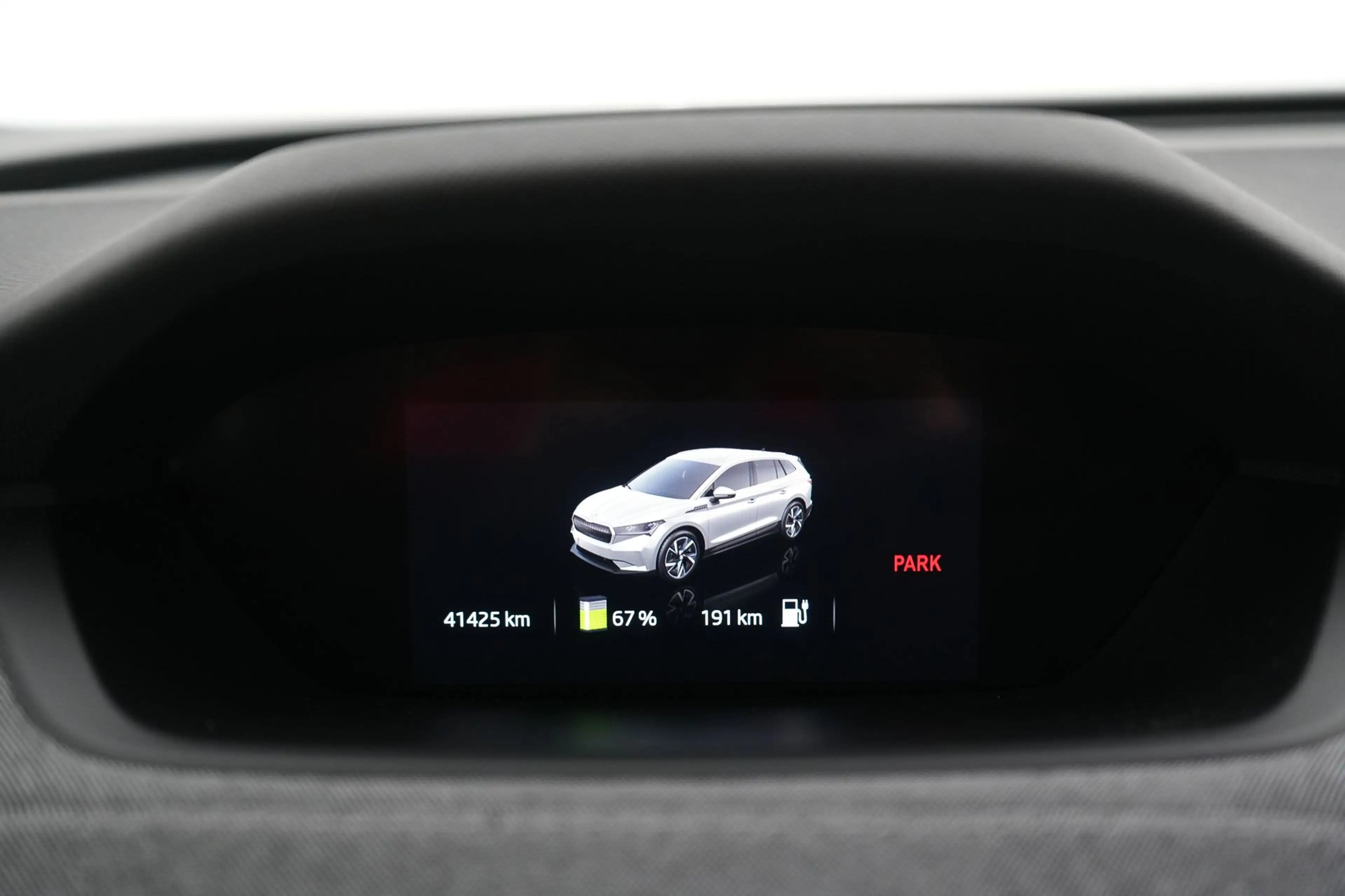 Skoda Enyaq IV 60 LEDER/STOF LED GPS PDC CAM Pano Keyless Verw — photo 14