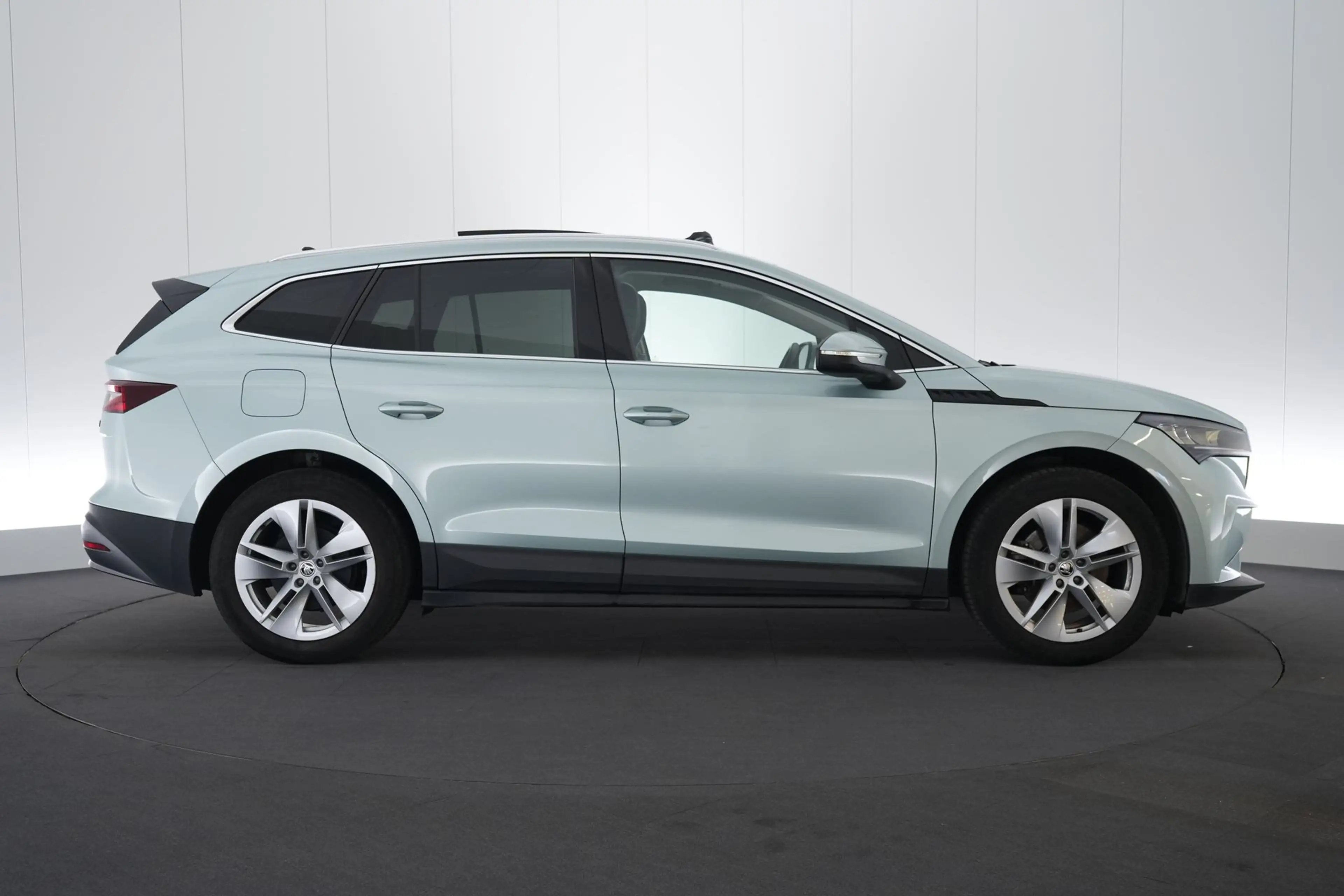 Skoda Enyaq IV 60 LEDER/STOF LED GPS PDC CAM Pano Keyless Verw — photo 5