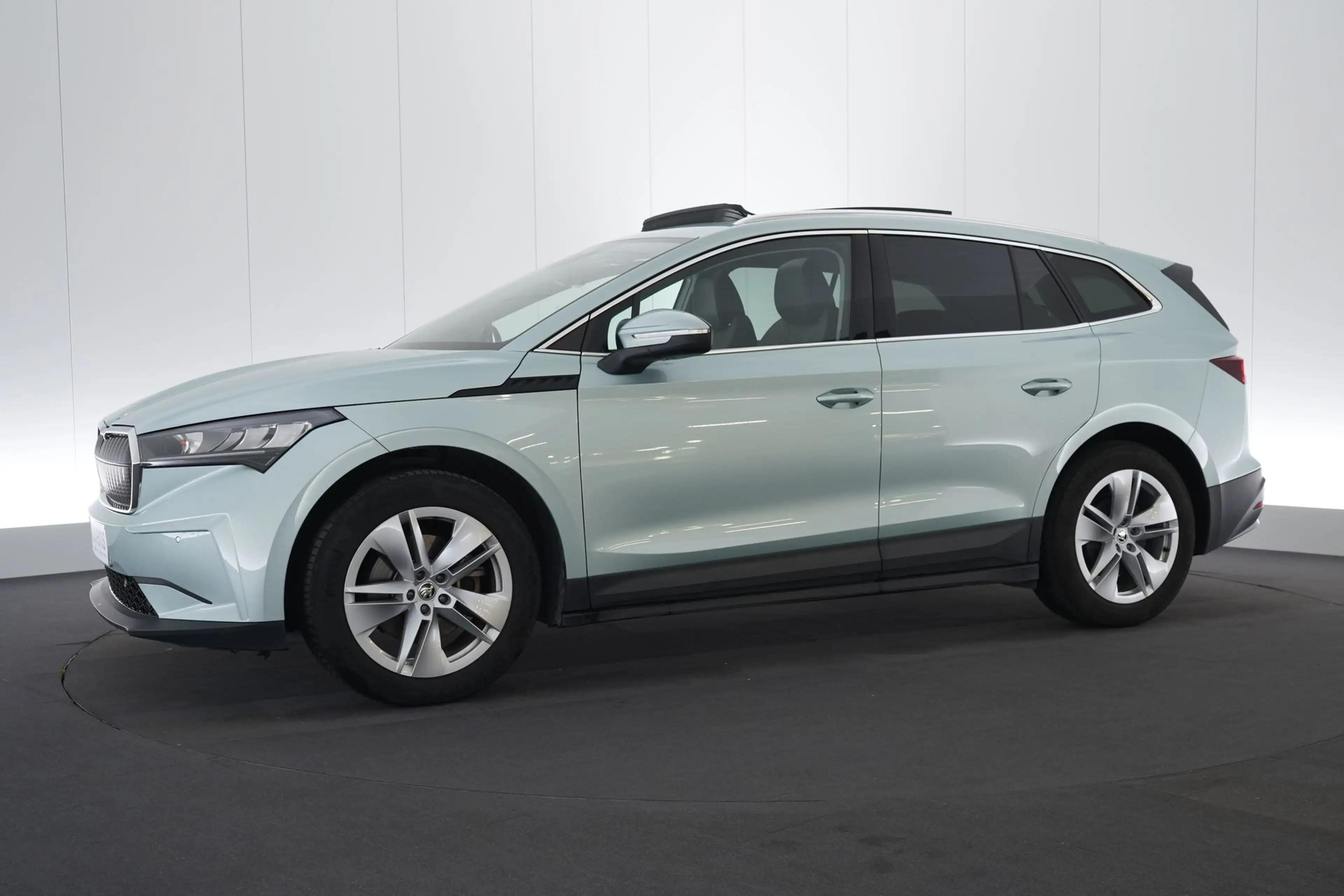 Skoda Enyaq IV 60 LEDER/STOF LED GPS PDC CAM Pano Keyless Verw — photo 12