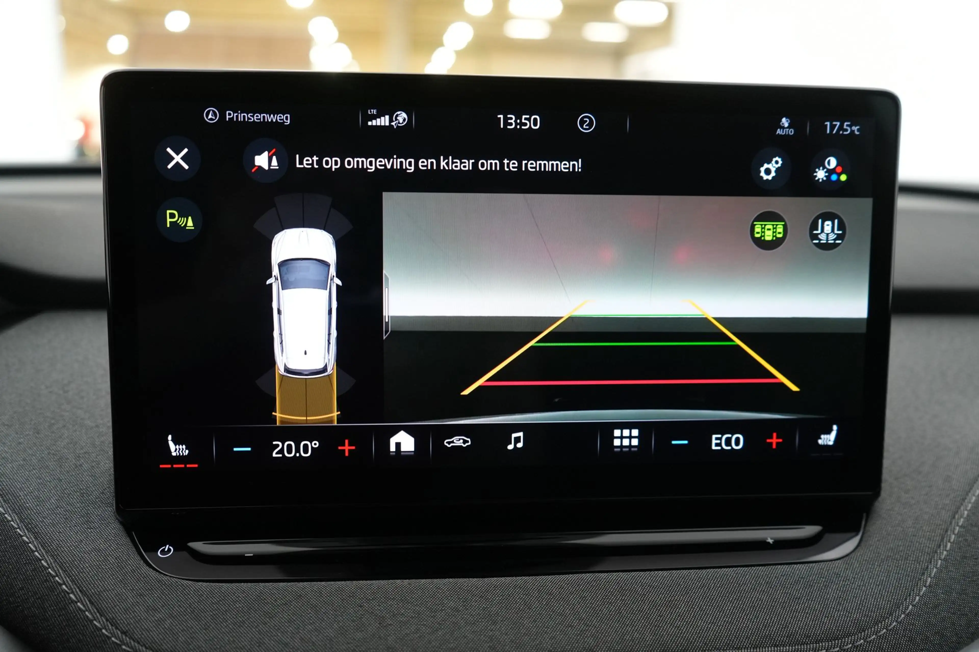 Skoda Enyaq IV 60 LEDER/STOF LED GPS PDC CAM Pano Keyless Verw — photo 31