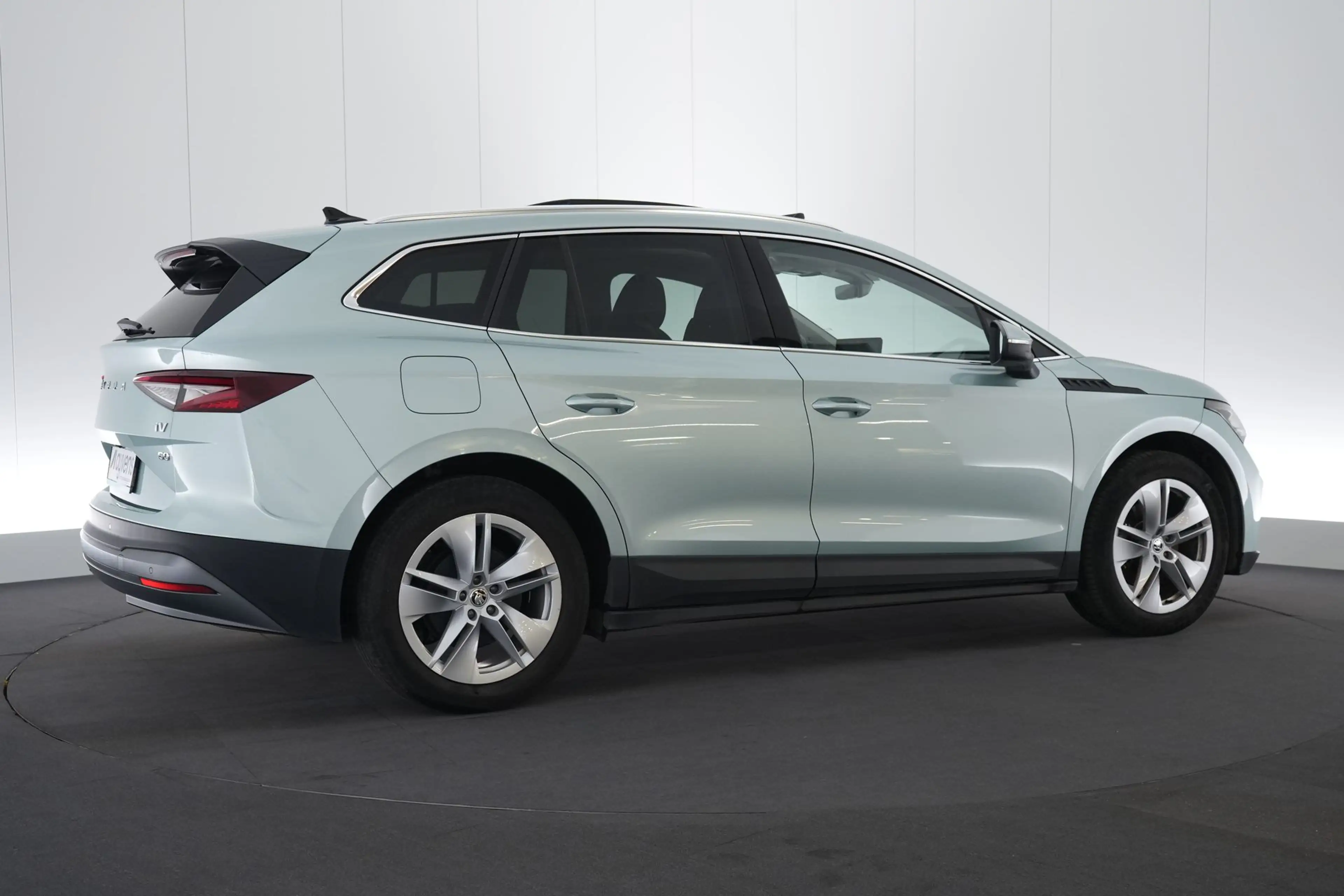 Skoda Enyaq IV 60 LEDER/STOF LED GPS PDC CAM Pano Keyless Verw — photo 6