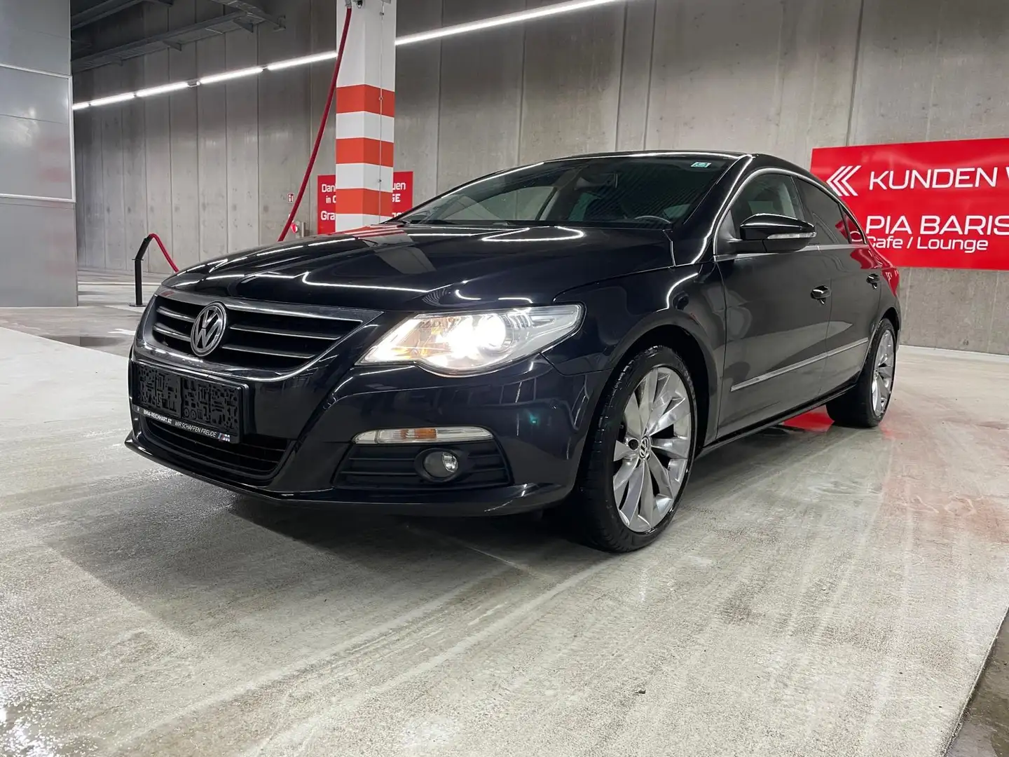 Volkswagen Passat CC Passat CC 2,0 TDI DPF 4Motion DSG Schwarz - 1