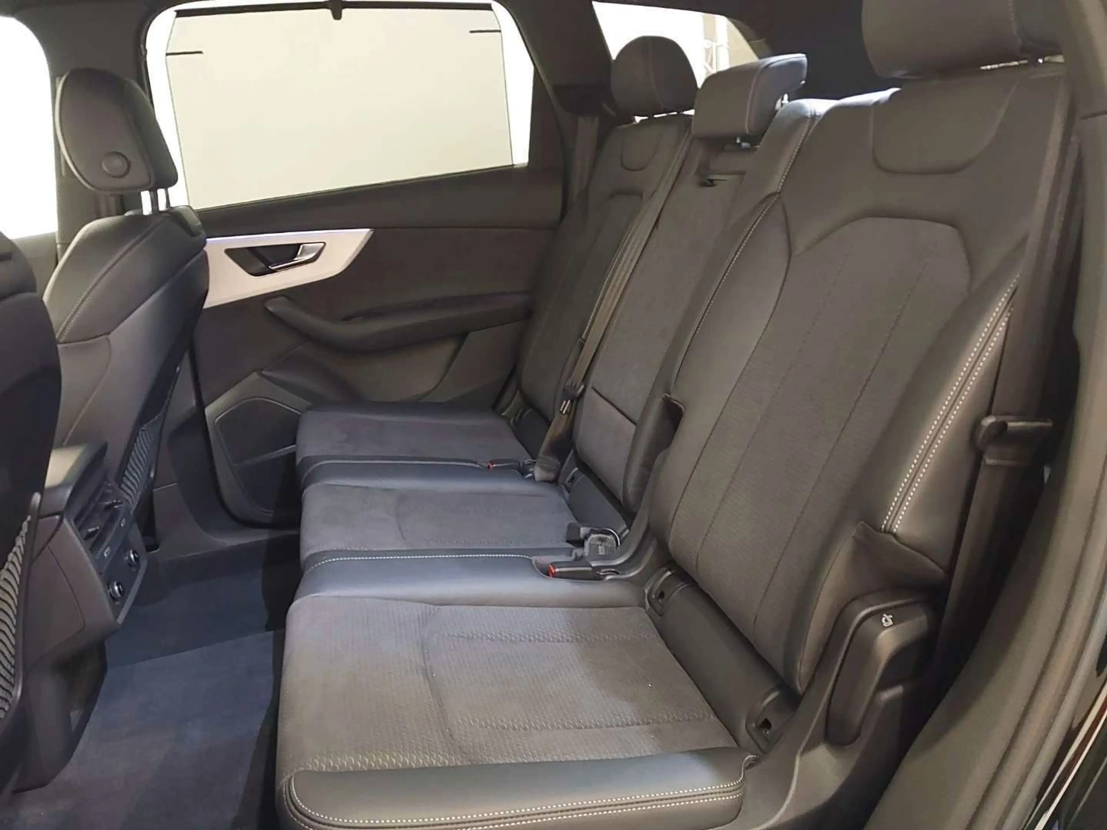 Audi SQ7 quattro /Soft-Close /Panorama /B&O /ACC /1HA — photo 8