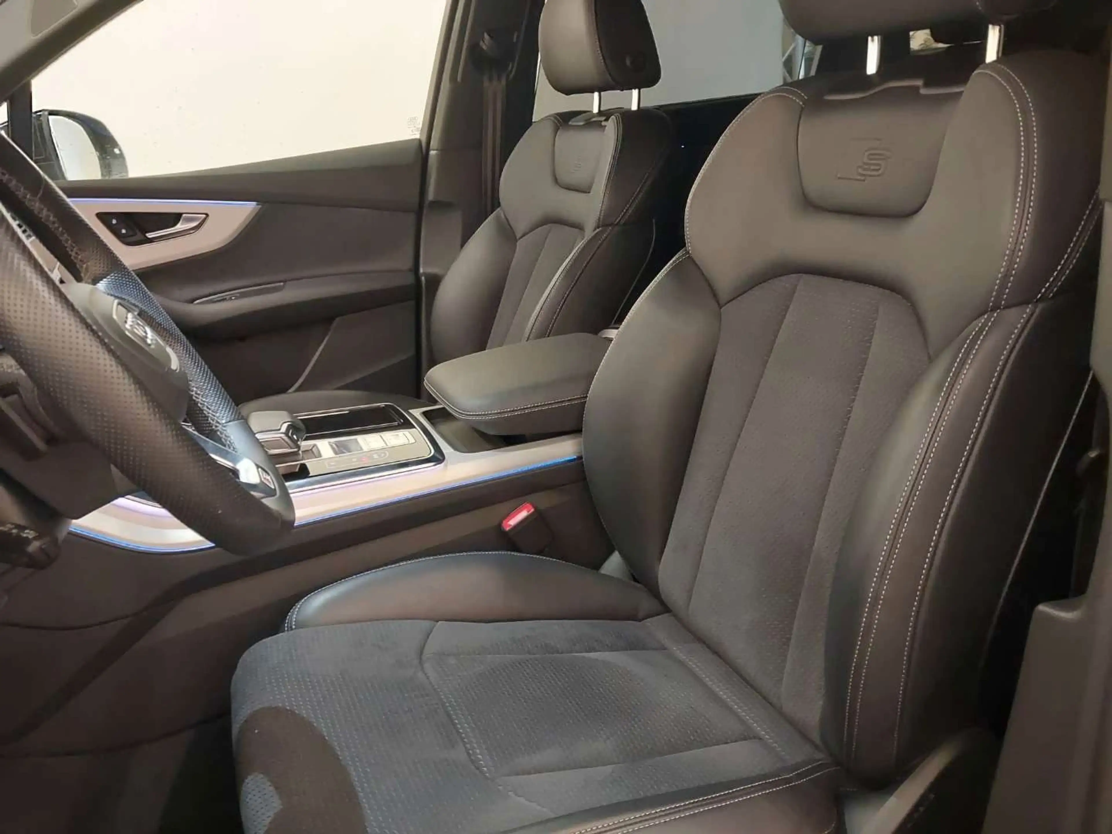 Audi SQ7 quattro /Soft-Close /Panorama /B&O /ACC /1HA — photo 6