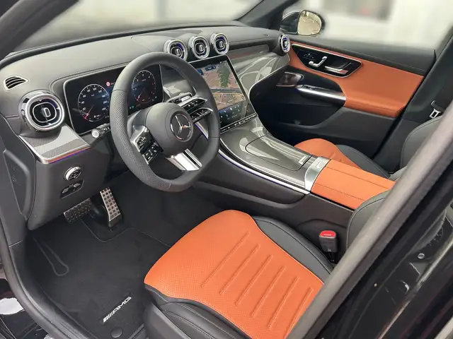 Mercedes-Benz GLC 200 d 4MATIC AMG-Premium Paket * Pano * Ansicht 9