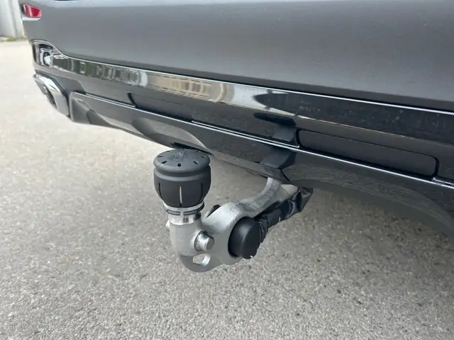 Mercedes-Benz GLC 200 d 4MATIC AMG-Premium Paket * Pano * Ansicht 25