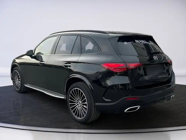 Mercedes-Benz GLC 200 d 4MATIC AMG-Premium Paket * Pano * Ansicht 5