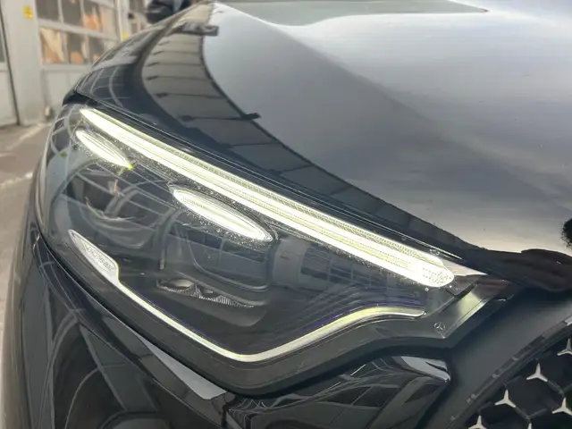 Mercedes-Benz GLC 200 d 4MATIC AMG-Premium Paket * Pano * Ansicht 22