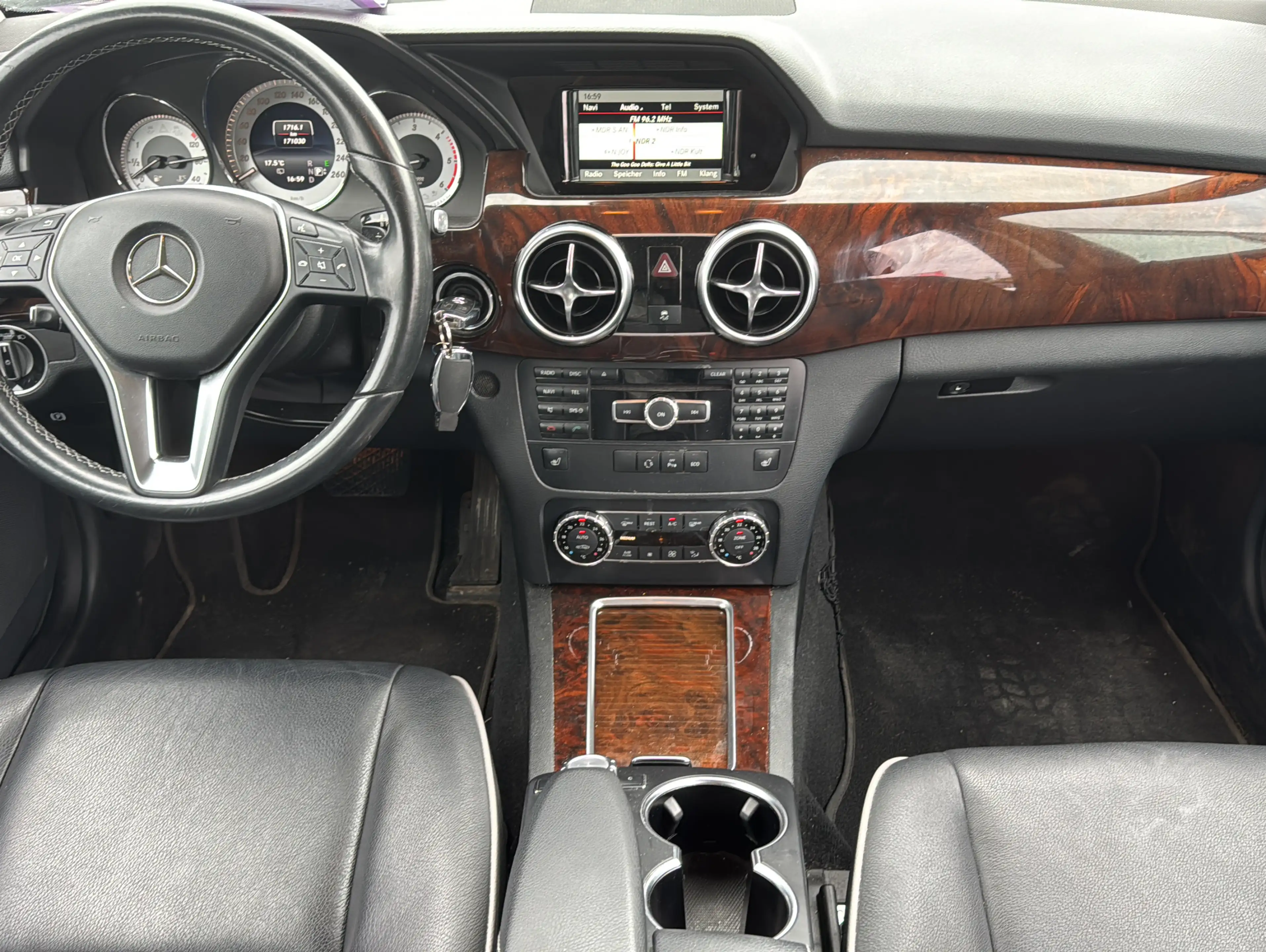 Mercedes-Benz GLK 250 CDI BlueTec 4Matic LED Kamera Trittbret — photo 11