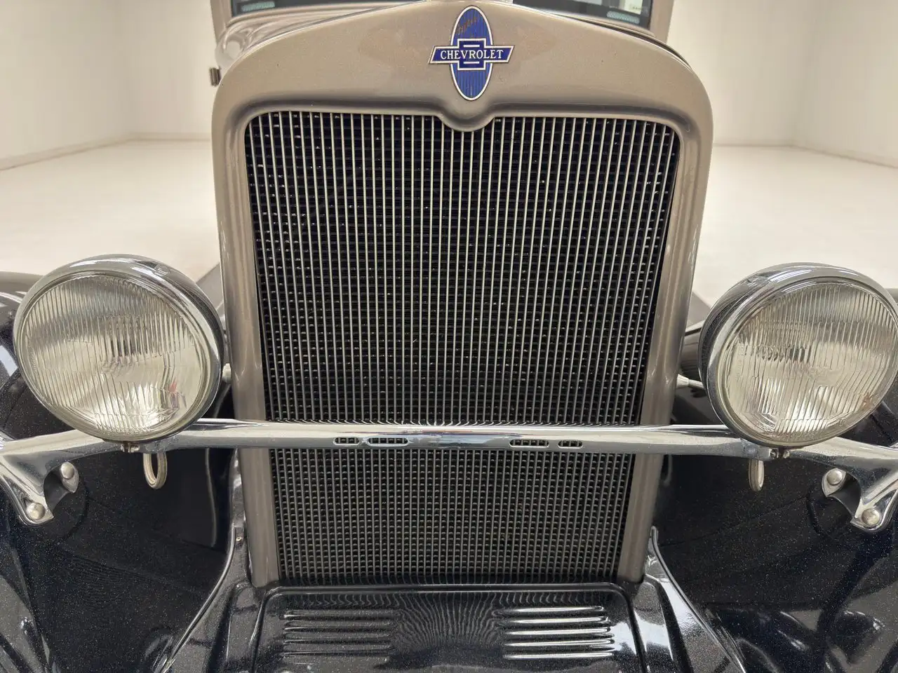 Chevrolet AD Universal 2 Door Sedan, foto 9