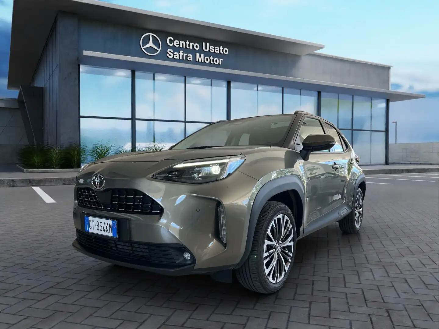 Toyota Yaris Cross 1.5 Hybrid 130 CV 5p. E-CVT AWD-i Lounge - 1