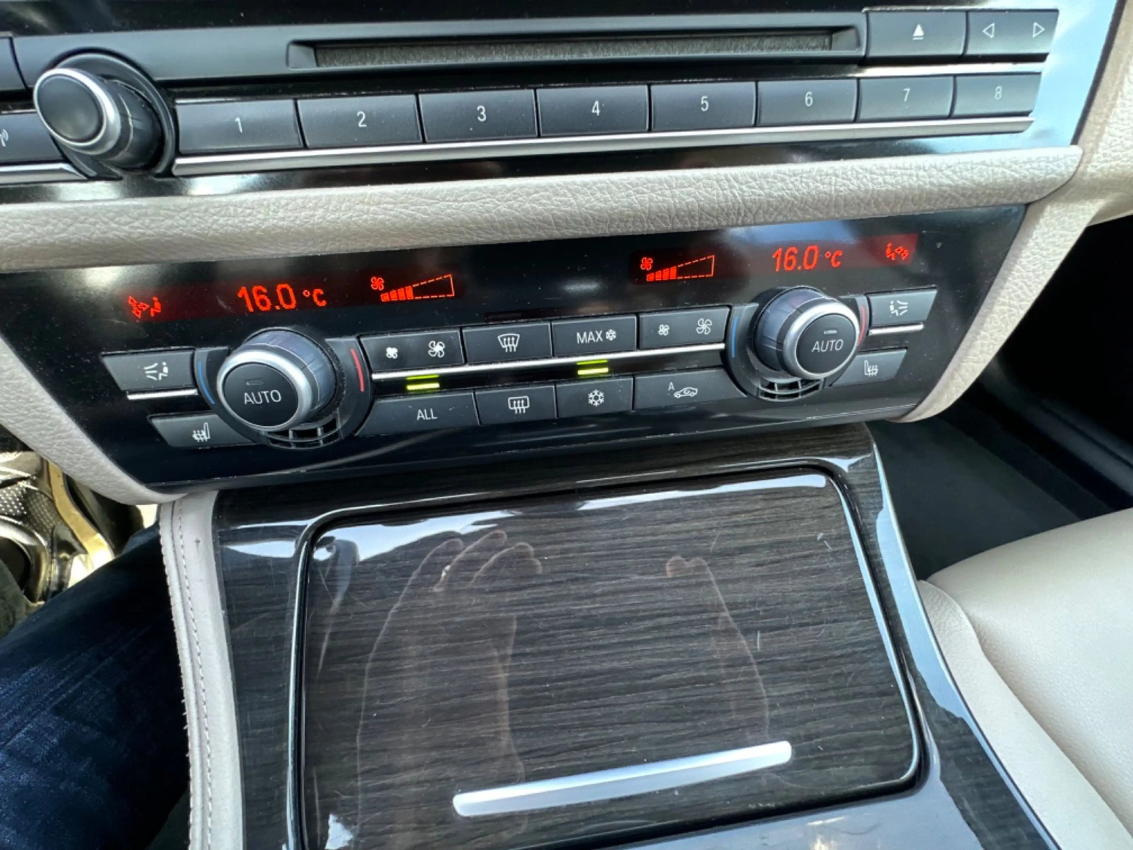 BMW 525 5 Touring NAVI XENON LEDER TEMPOMAT AHK — photo 14