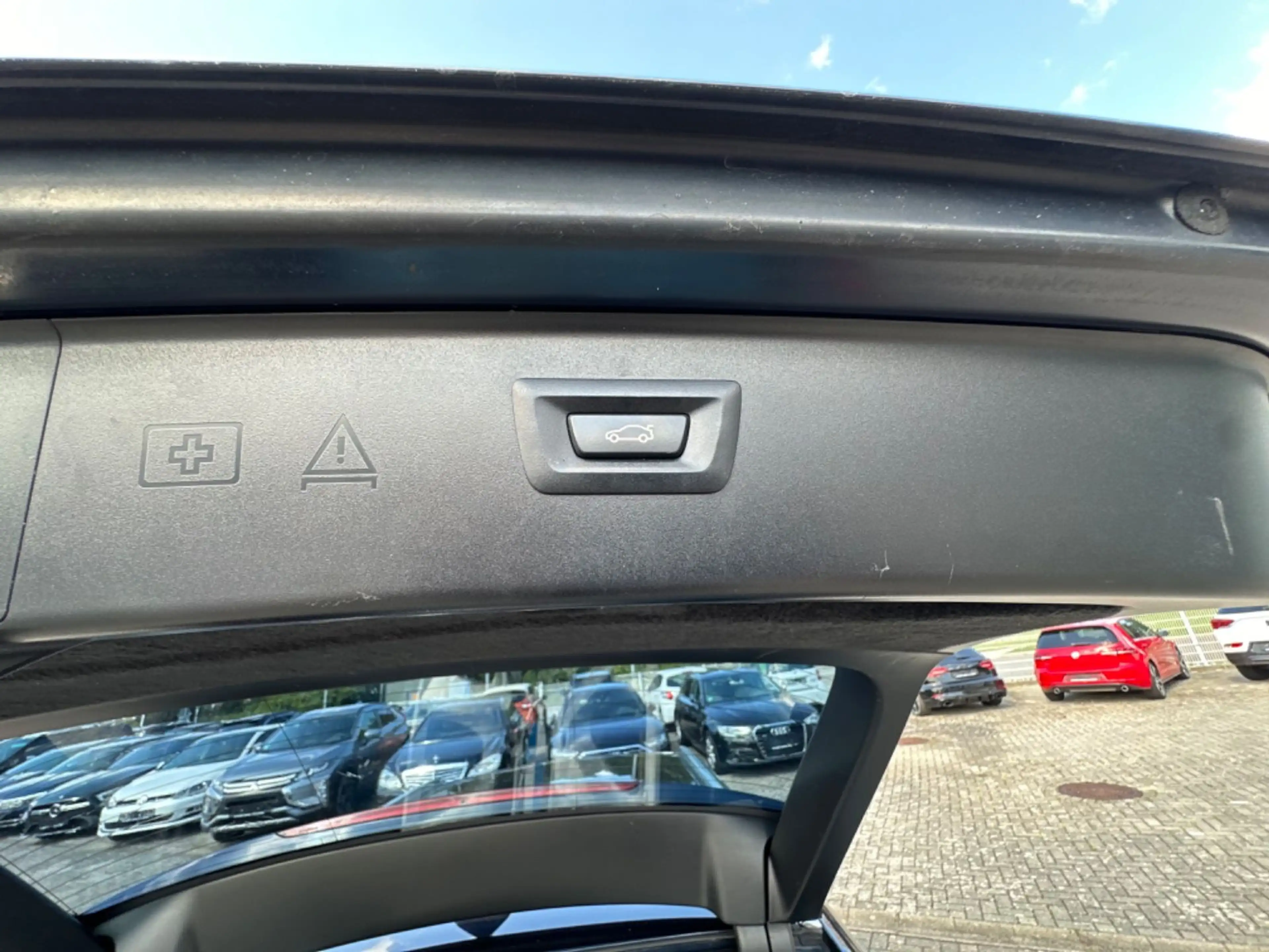 BMW 525 5 Touring NAVI XENON LEDER TEMPOMAT AHK — photo 7
