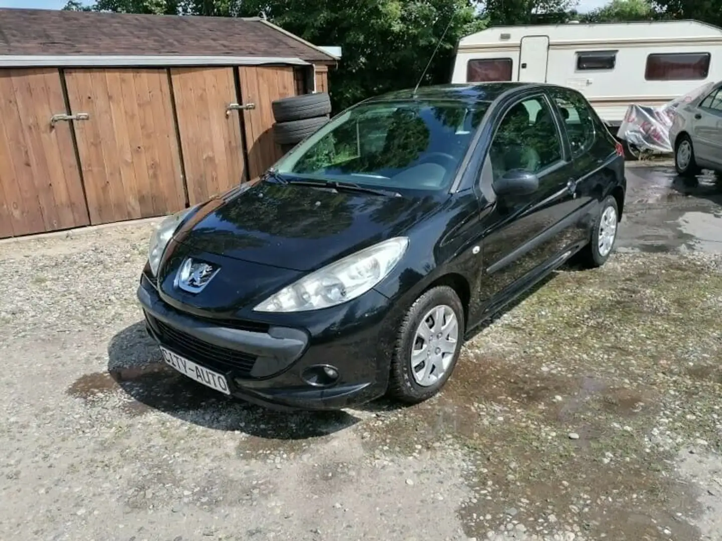 Peugeot 206 + Basis Schwarz - 1