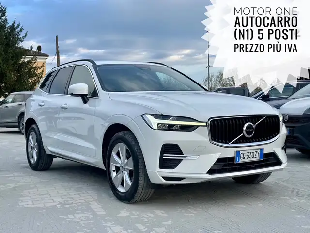 Volvo XC60 AUTOCARRO 5 POSTI  2.0 B4 Momentum auto