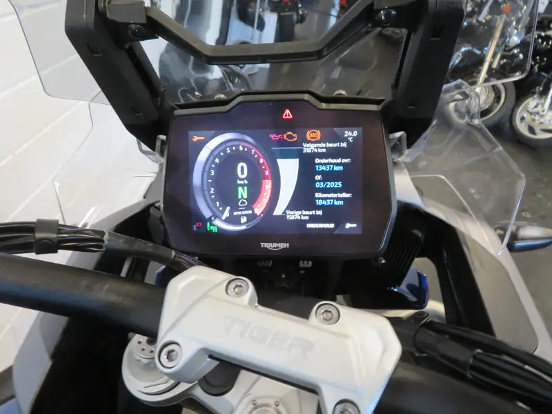 Triumph Tiger 1200 - foto 6