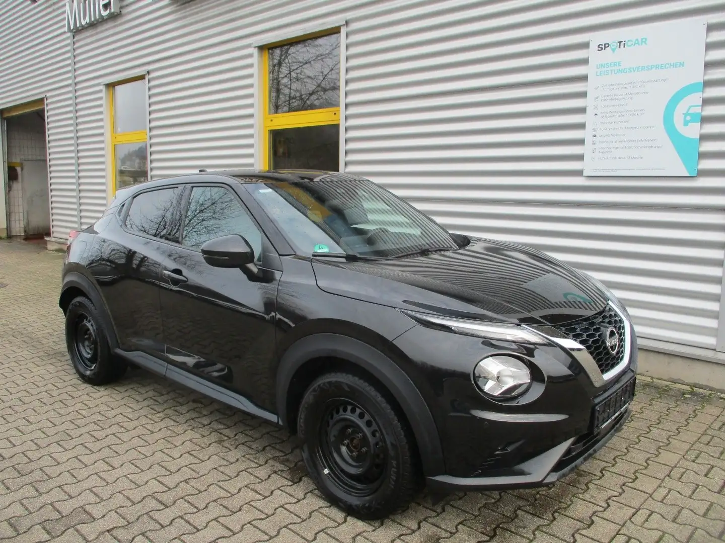 Nissan Juke Tekna    Sommer- und Winterräder Schwarz - 1