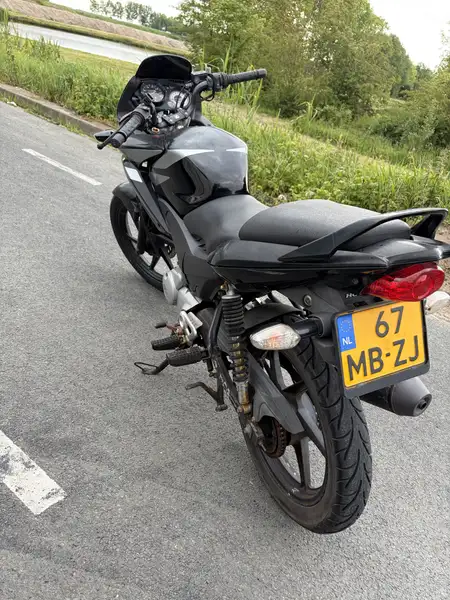 Honda CBF 125 - foto 3
