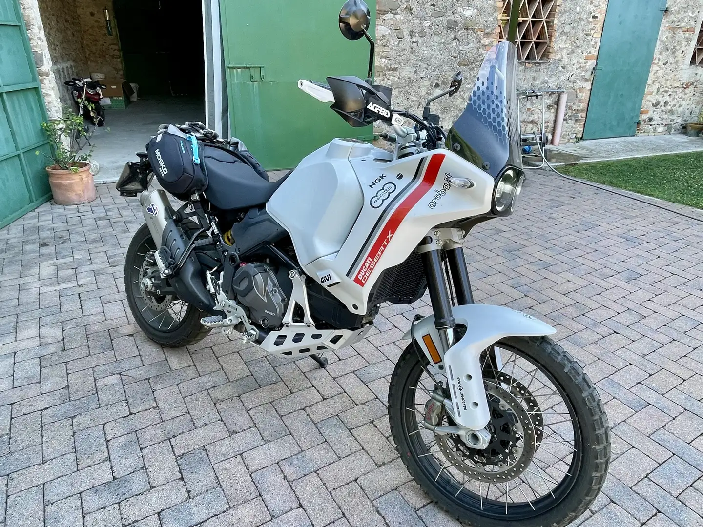 Ducati DesertX - 2