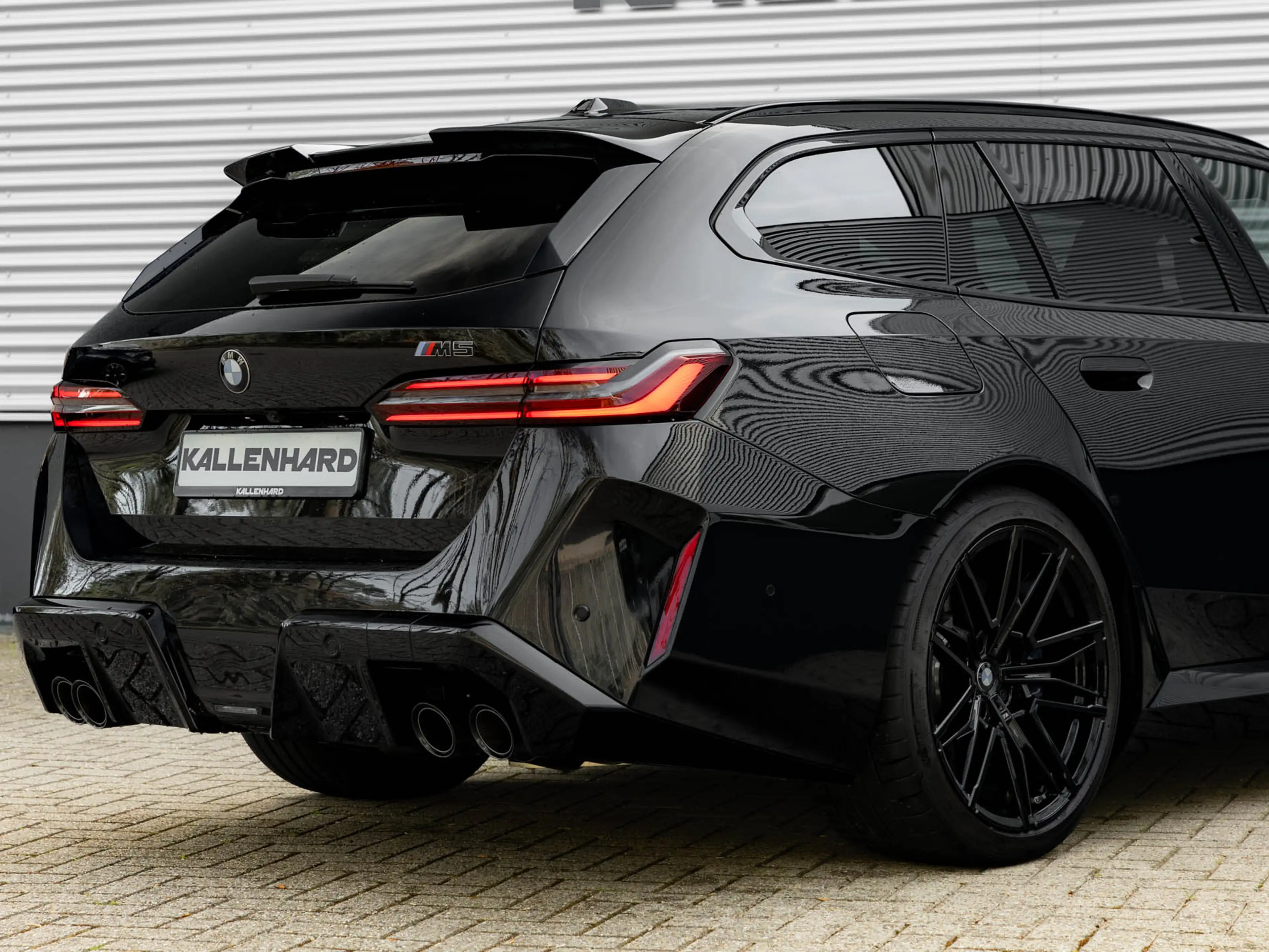 BMW M5 5-serie Touring - Pano - Trekhaak - Bowers & Wilki — photo 13