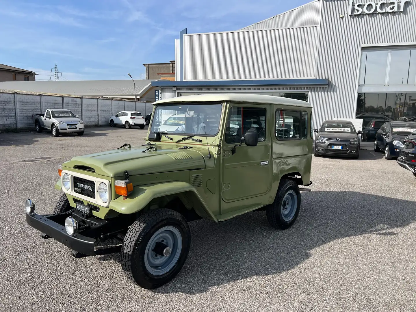 Toyota bj 42 4 marce ASI autocarro trasformabile vettura Grün - 1