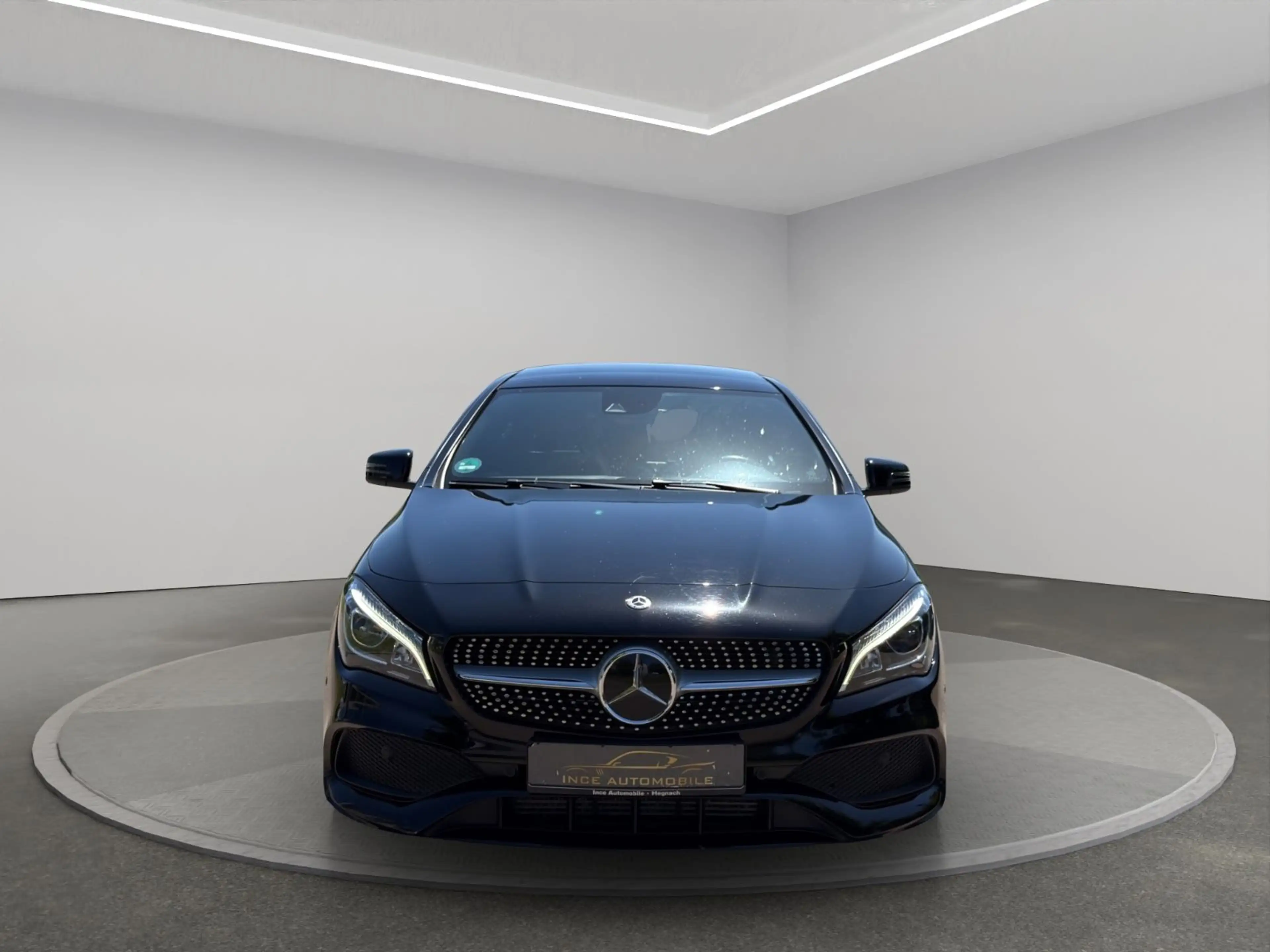 Mercedes-Benz CLA 220 *AMG Paket*Pano* — photo 3