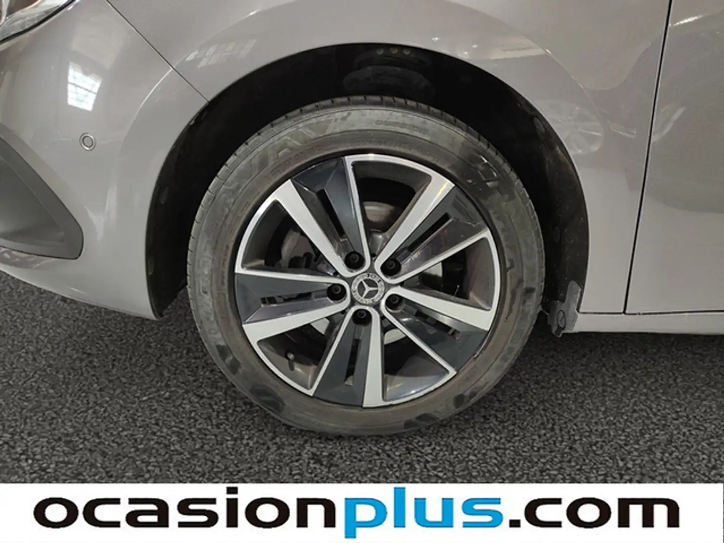 Mercedes-Benz T-Class 180d 7G-DCT Plateado - 2